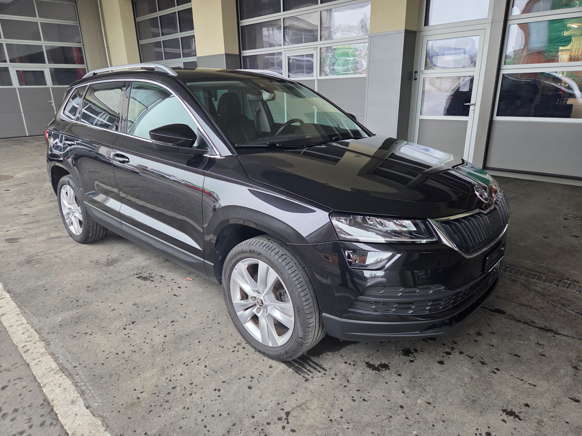 SKODA Karoq 2.0 TDI CR Smile 4x4 DSG-image-2