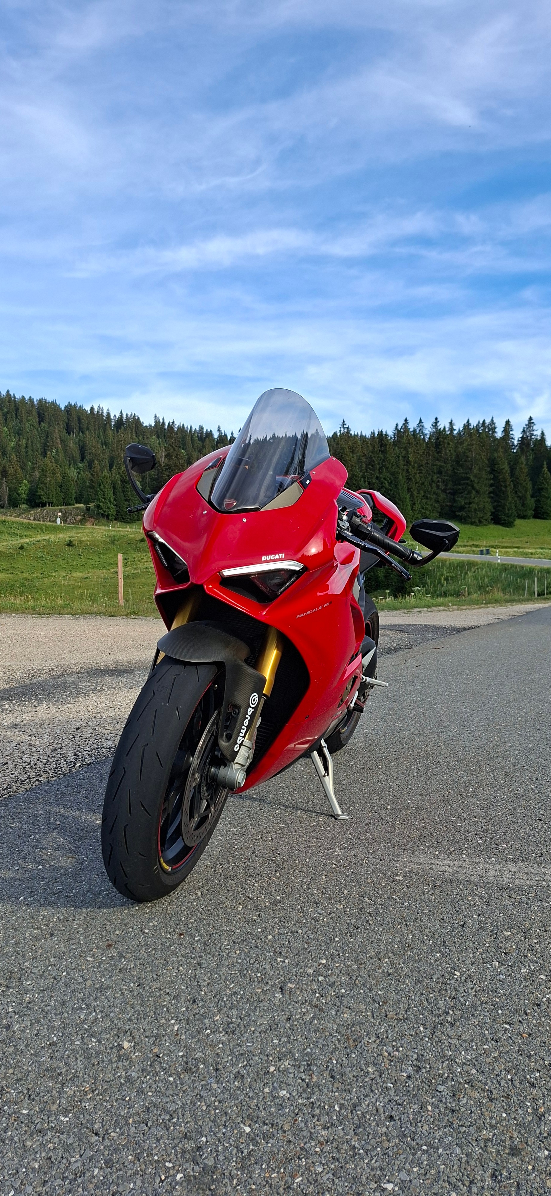 DUCATI Panigale 1103 V4 S-image-2