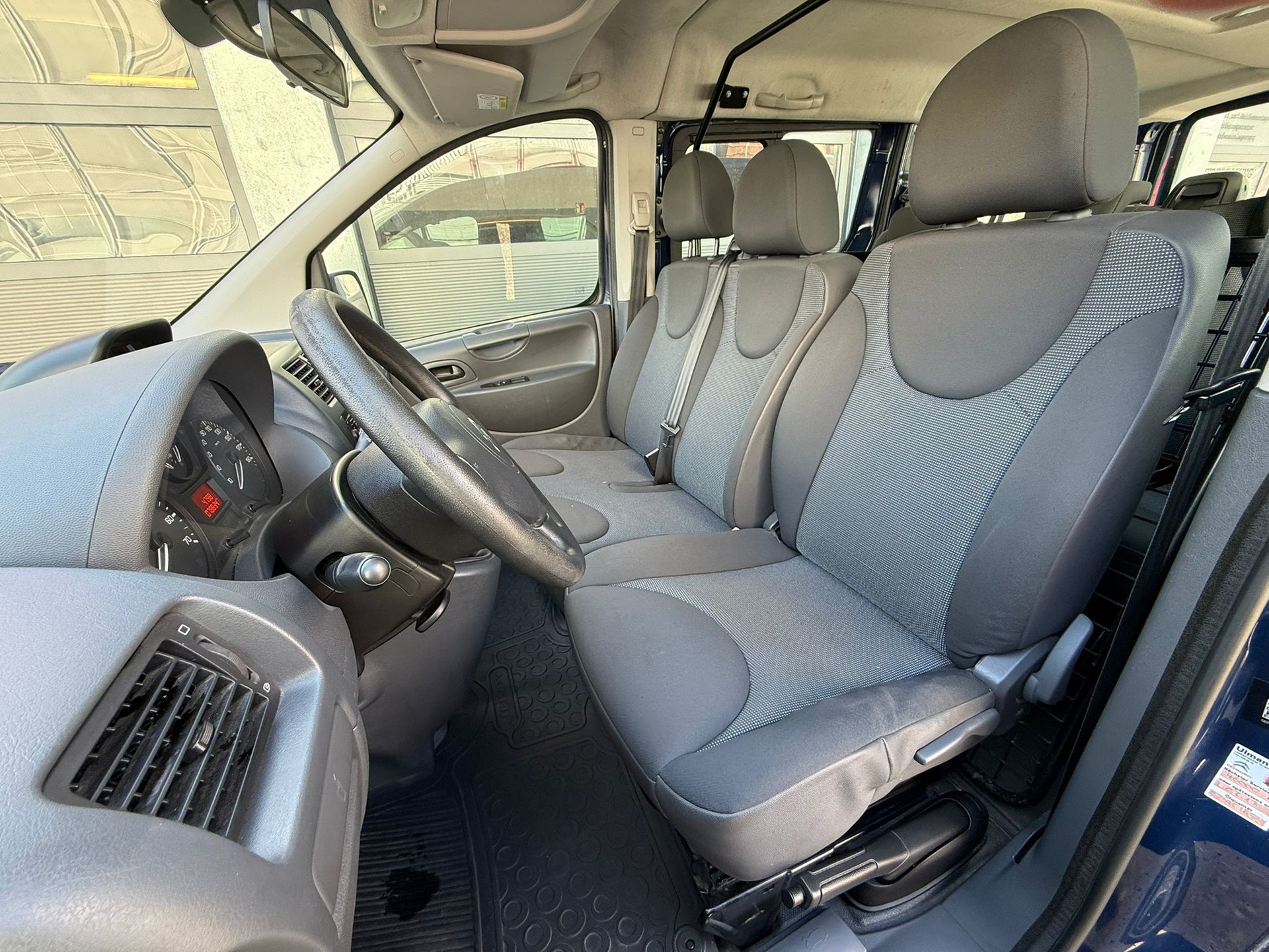 CITROEN Jumpy 2.0 HDi L2H1 Attraction-image-9
