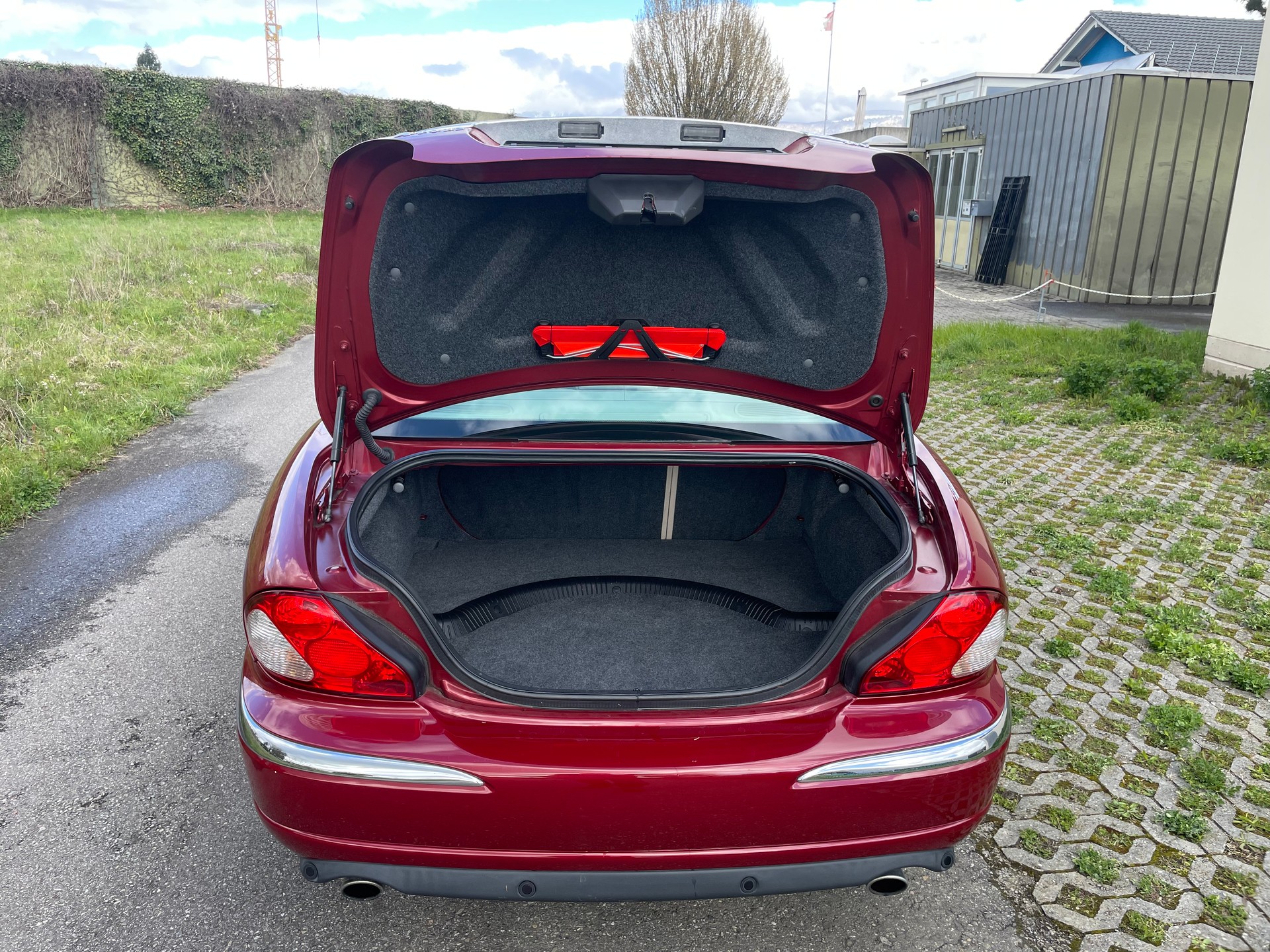 JAGUAR X-Type 3.0 V6 Traction4 Executive-image-9