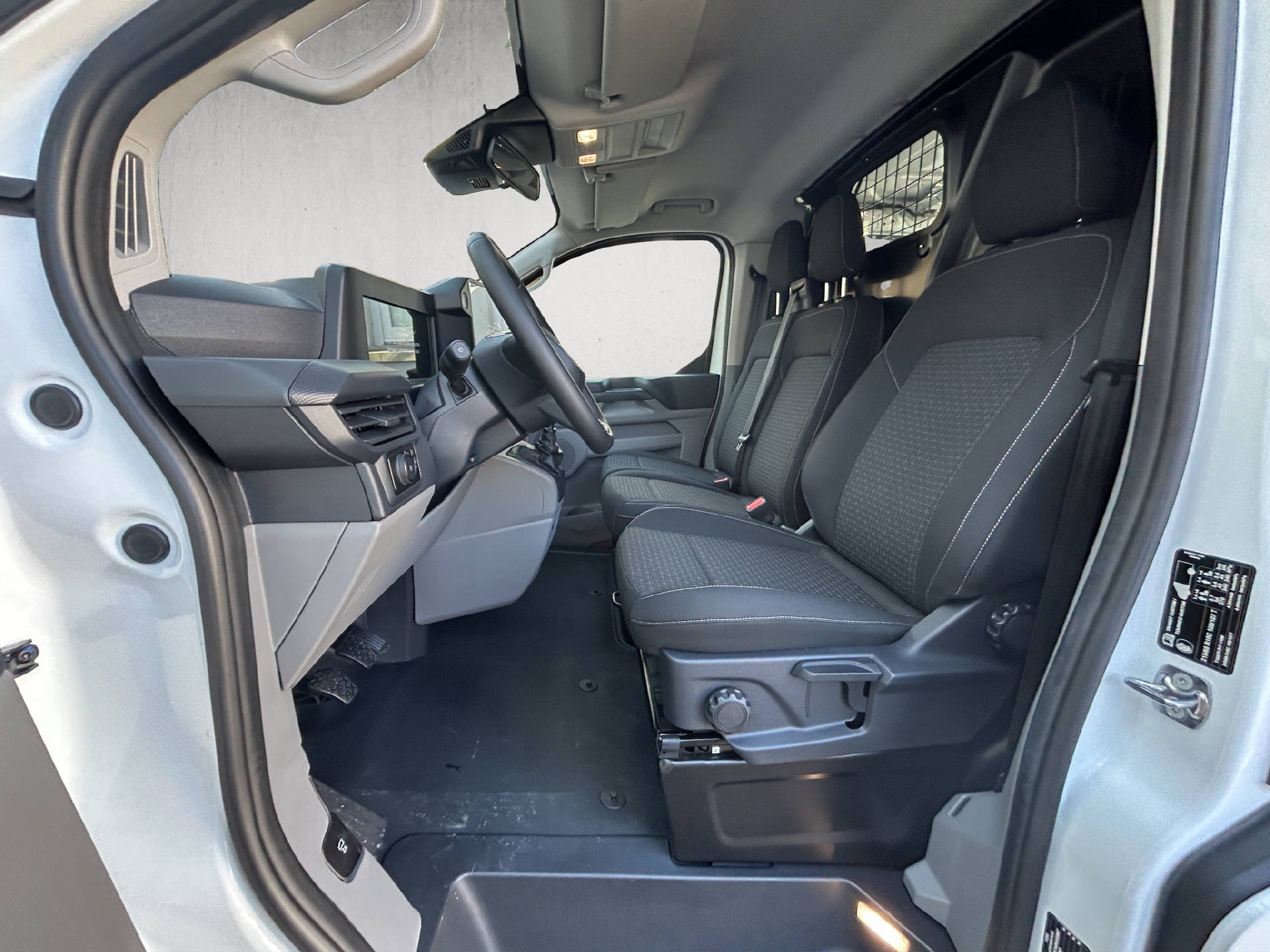 FORD Transit Custom Van 280 L1 2.0 EcoBlue 110 Trend-image-9
