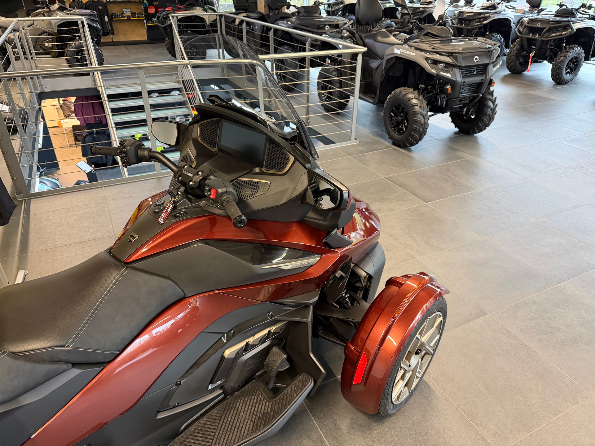 CAN-AM Spyder RT Sea to Sky-image-15