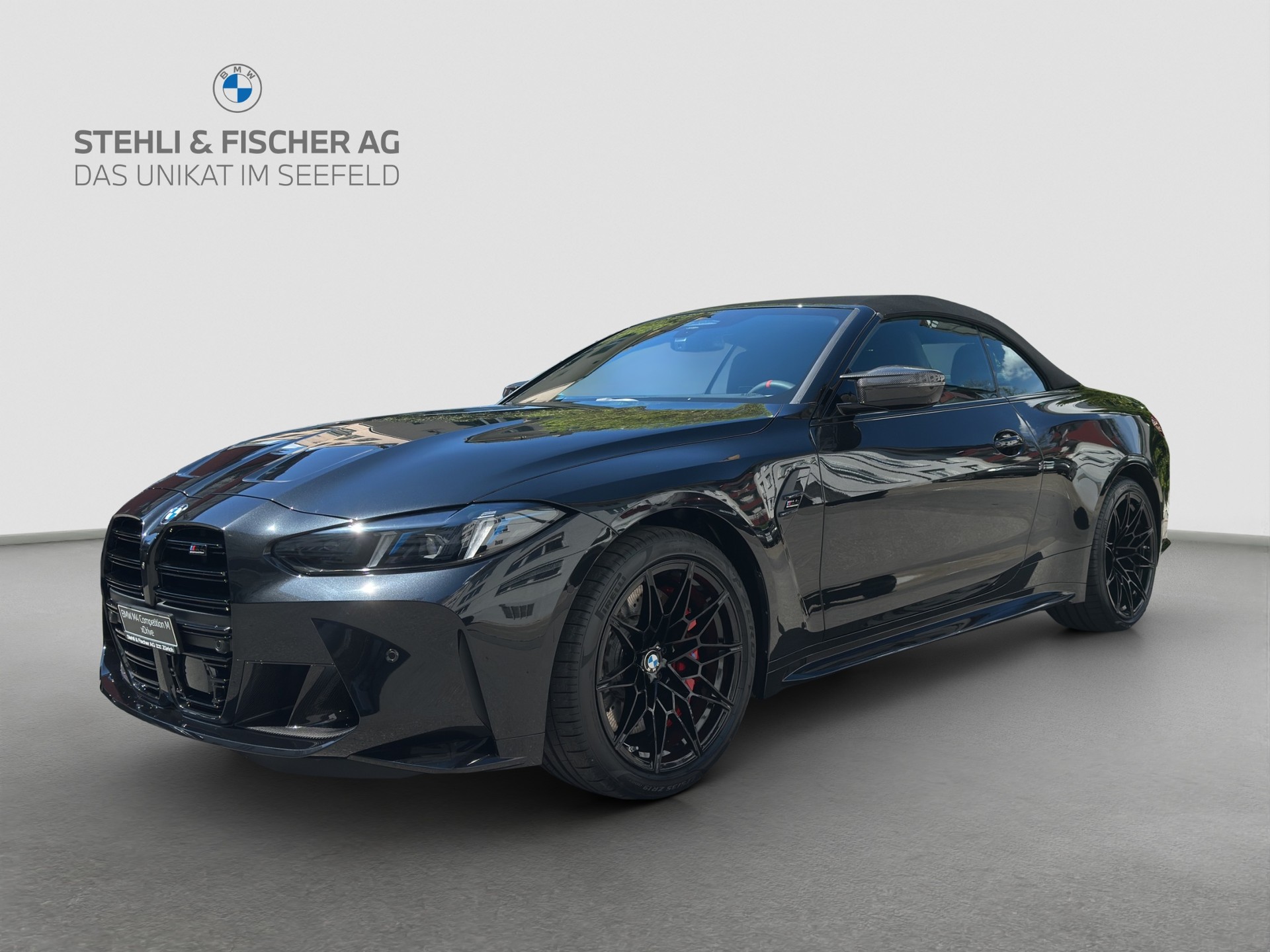 BMW M4 Cabrio Competition M xDrive-showroom-element-1