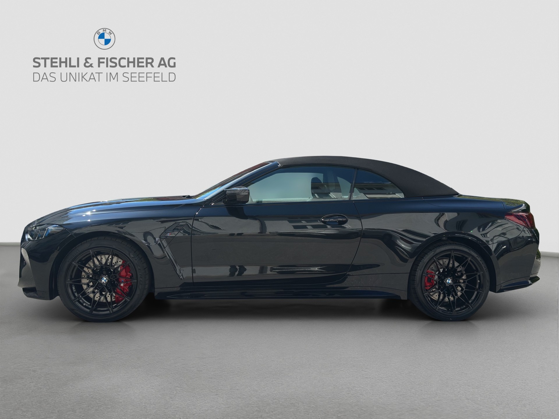 BMW M4 Cabrio Competition M xDrive-showroom-element-2