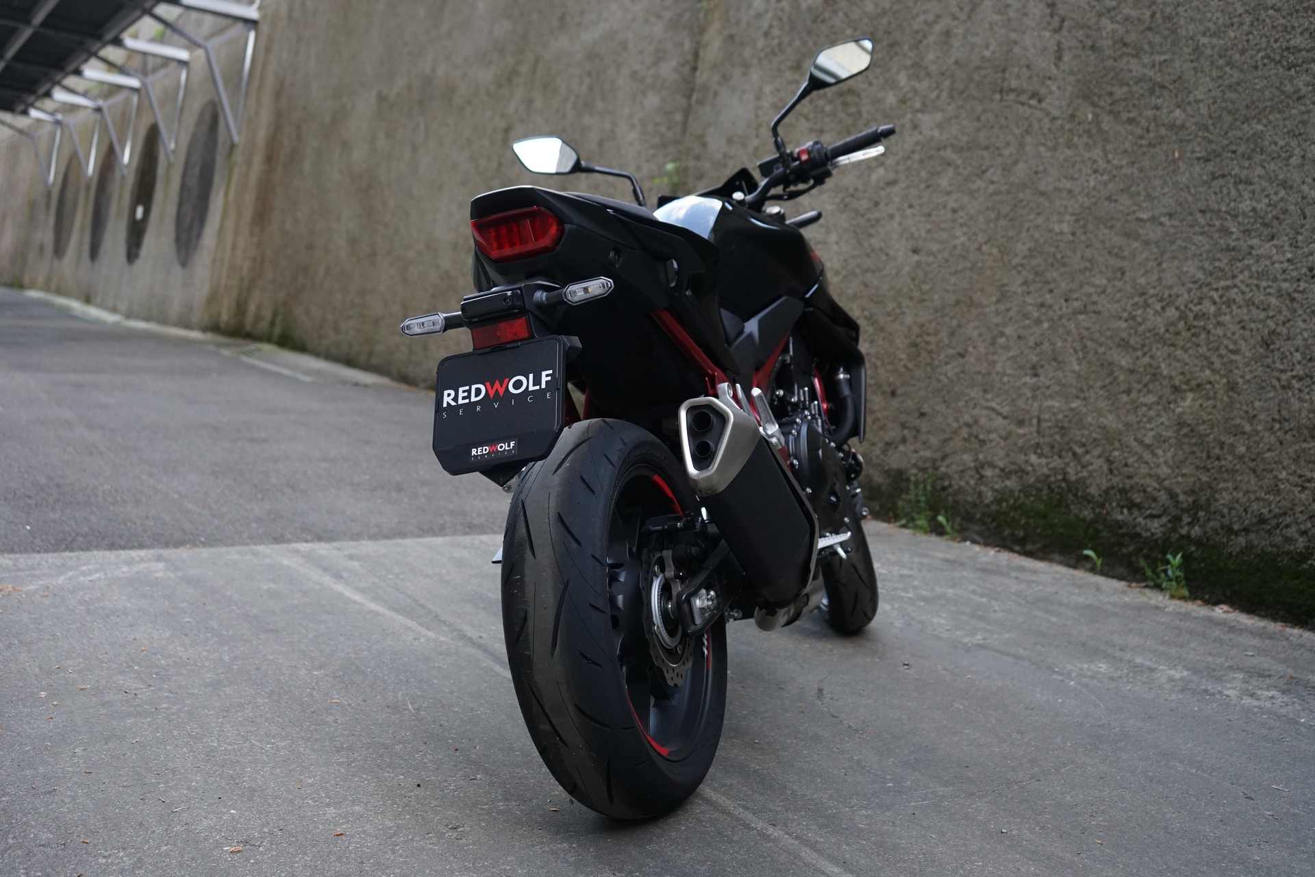 HONDA CB 750 Hornet-image-3