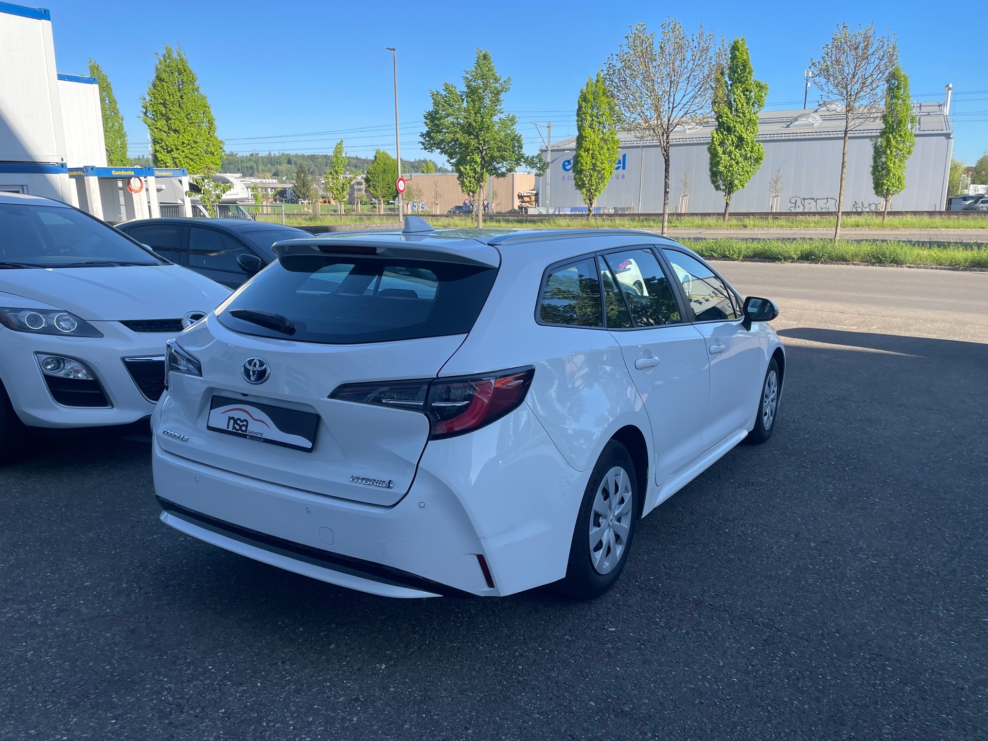 TOYOTA Corolla Touring Sports 1.8 HSD Active e-CVT-showroom-element-3