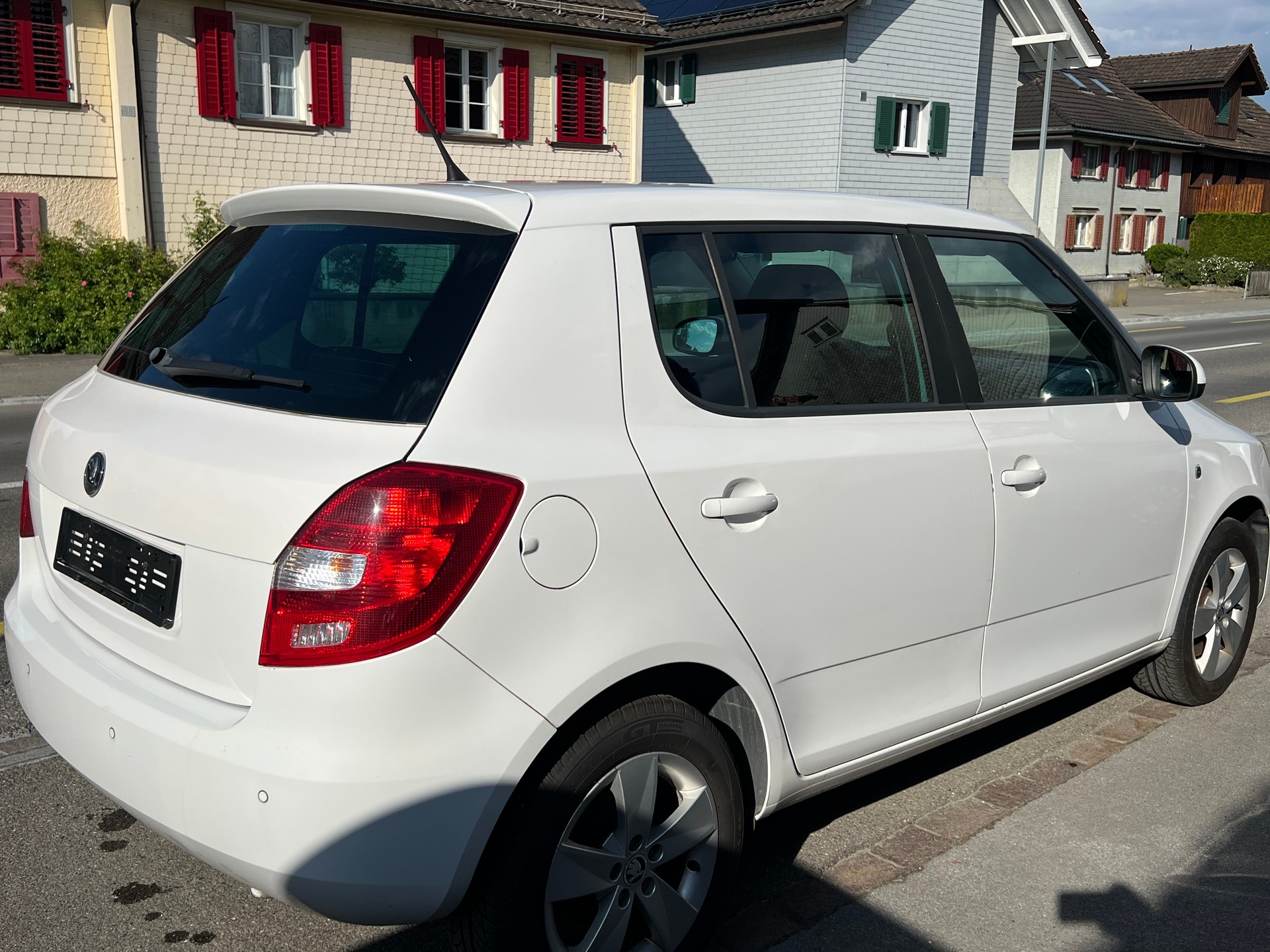 SKODA Fabia 1.2 TSI Ambition Plus-image-3