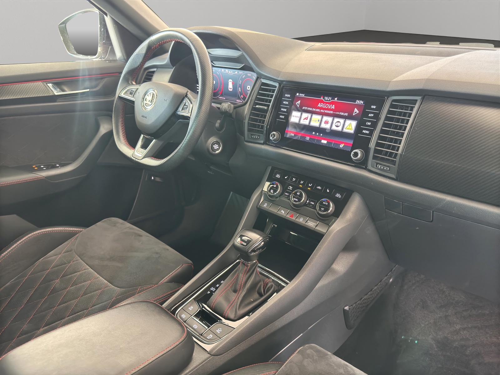 SKODA Kodiaq 2.0 Bi-TDI SCR RS 4x4 DSG-image-10