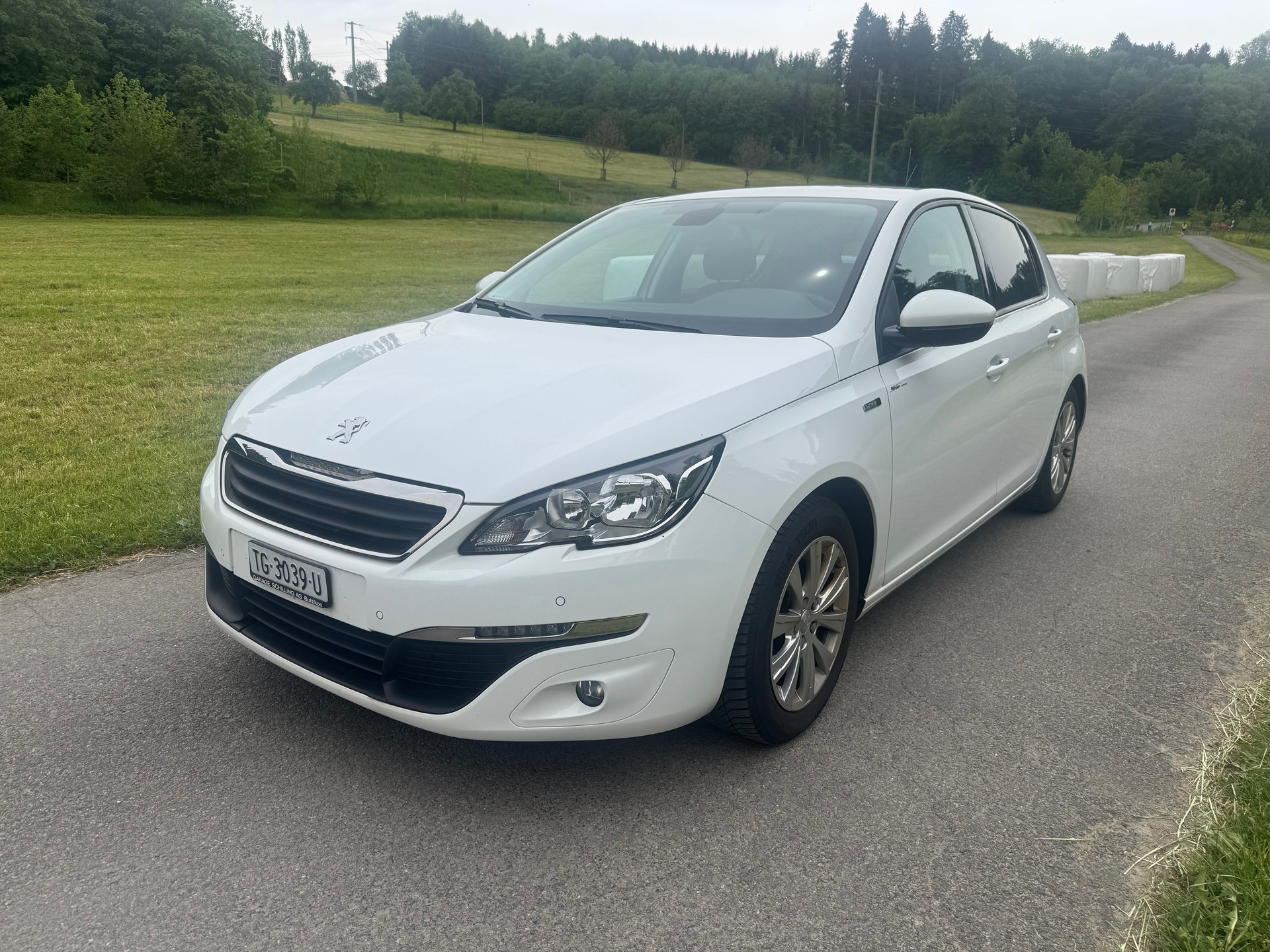 PEUGEOT 308 1.2 THP Active