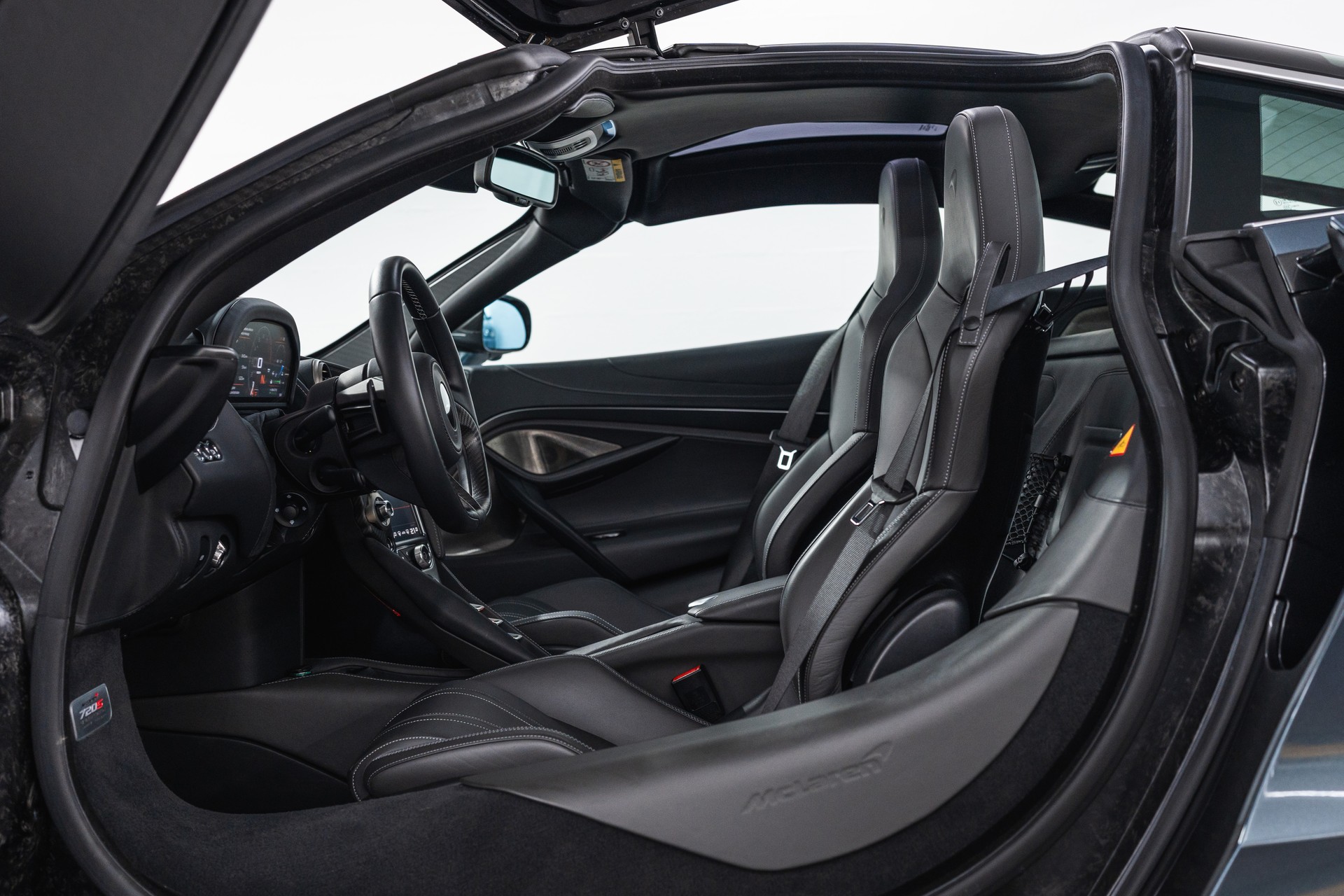 McLAREN 720S Coupé Luxury 4.0 V8 SSG-image-12
