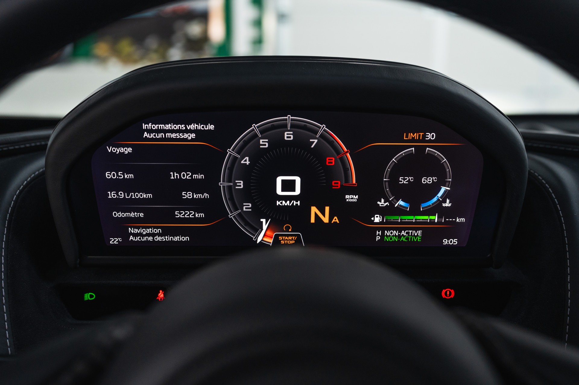 McLAREN 720S Coupé Luxury 4.0 V8 SSG-image-14