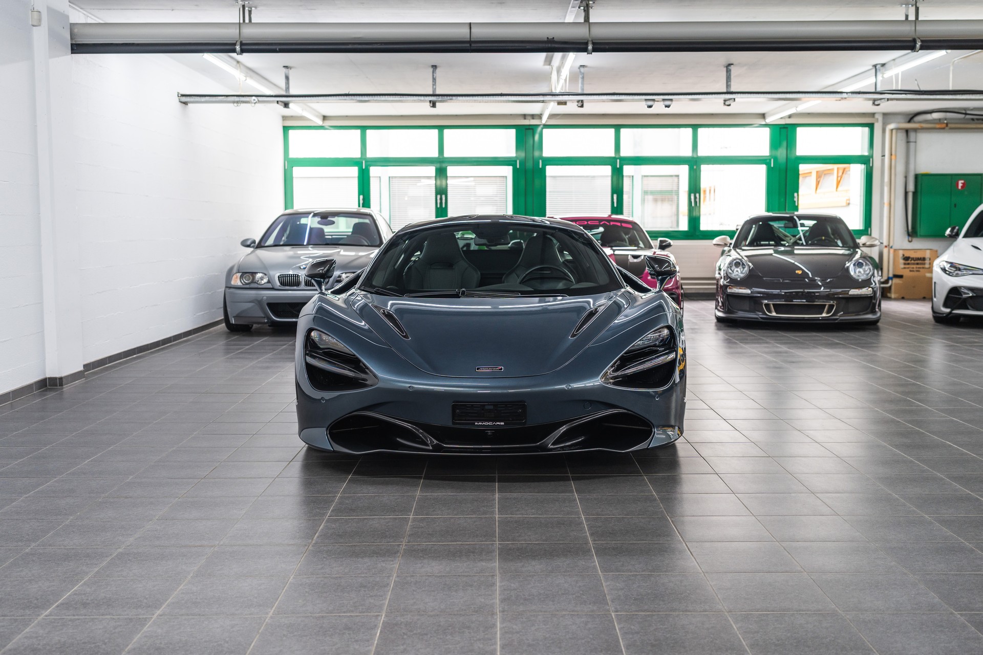 McLAREN 720S Coupé Luxury 4.0 V8 SSG-showroom-element-1