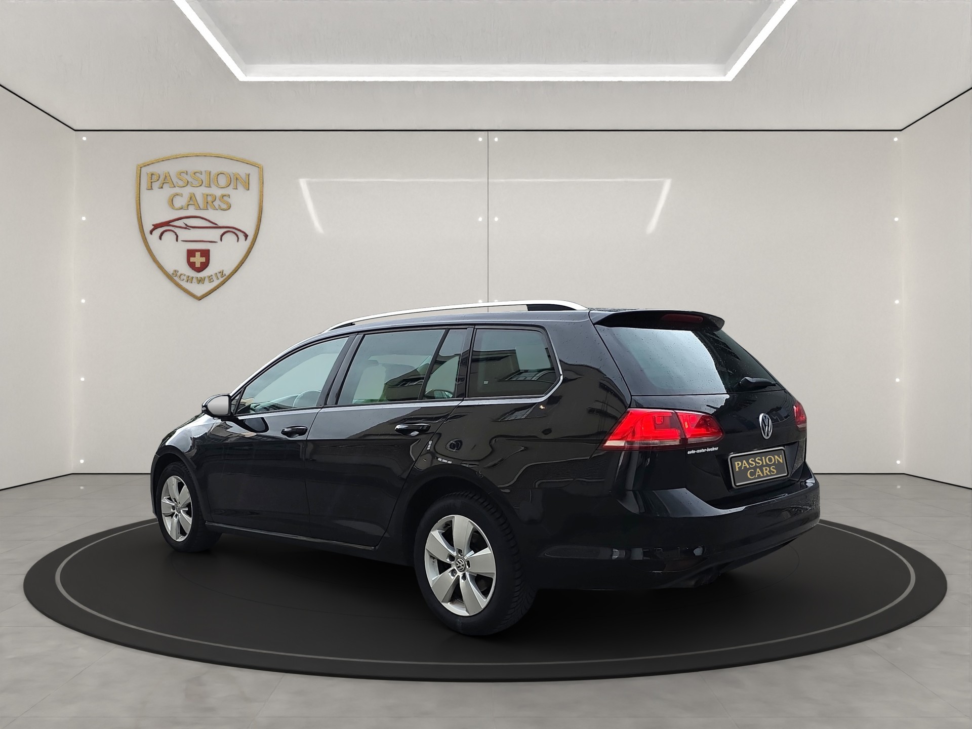 VW Golf Variant 2.0 TDI Comfortline-showroom-element-2