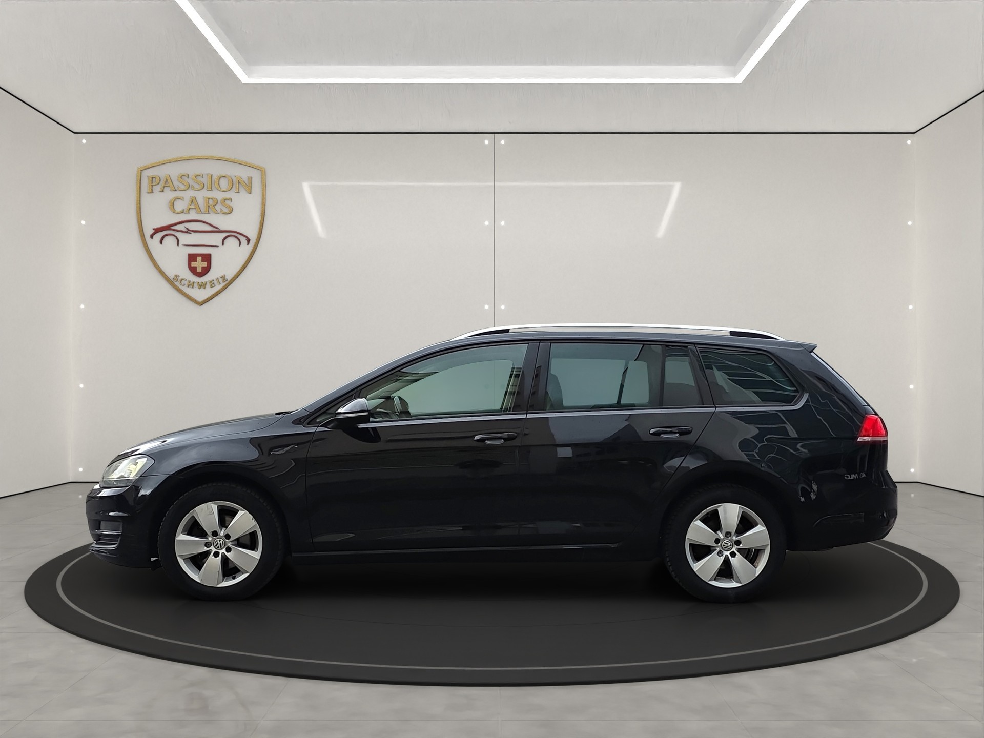 VW Golf Variant 2.0 TDI Comfortline-showroom-element-1