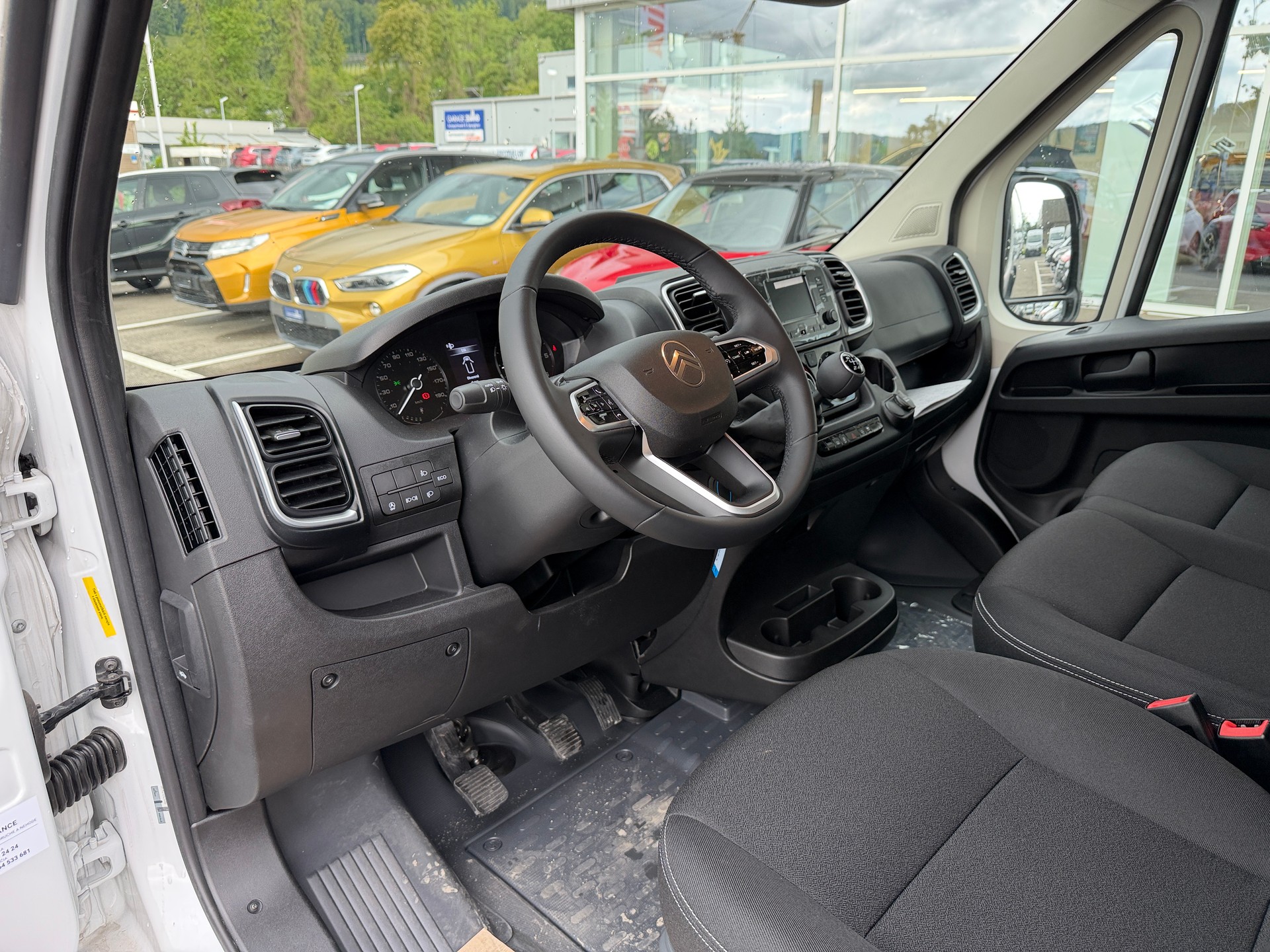CITROEN Jumper 35 2.2 BlueHDi 140PS L3H2-image-8