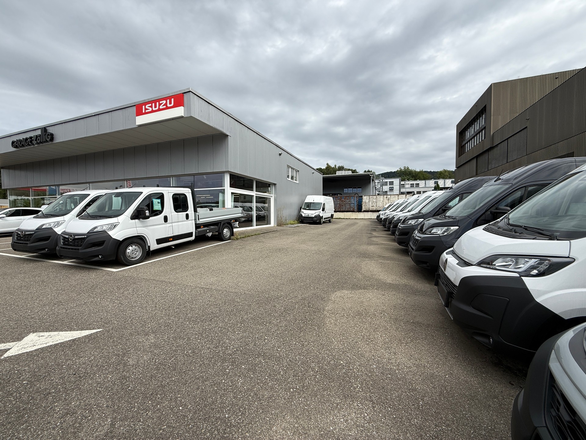 CITROEN Jumper 35 2.2 BlueHDi 140PS L3H2-image-24