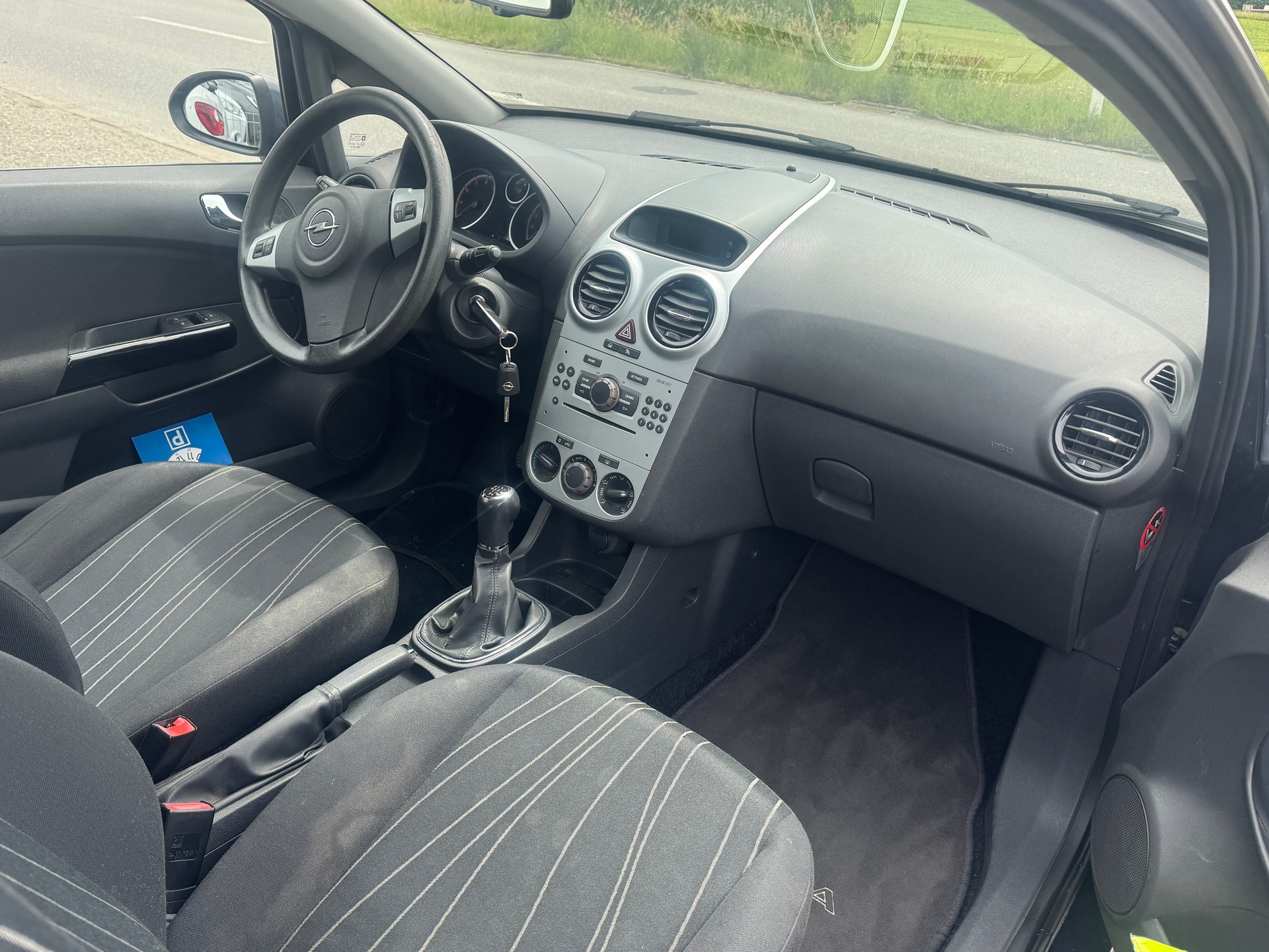 OPEL Corsa 1.4 TP Enjoy-image-6