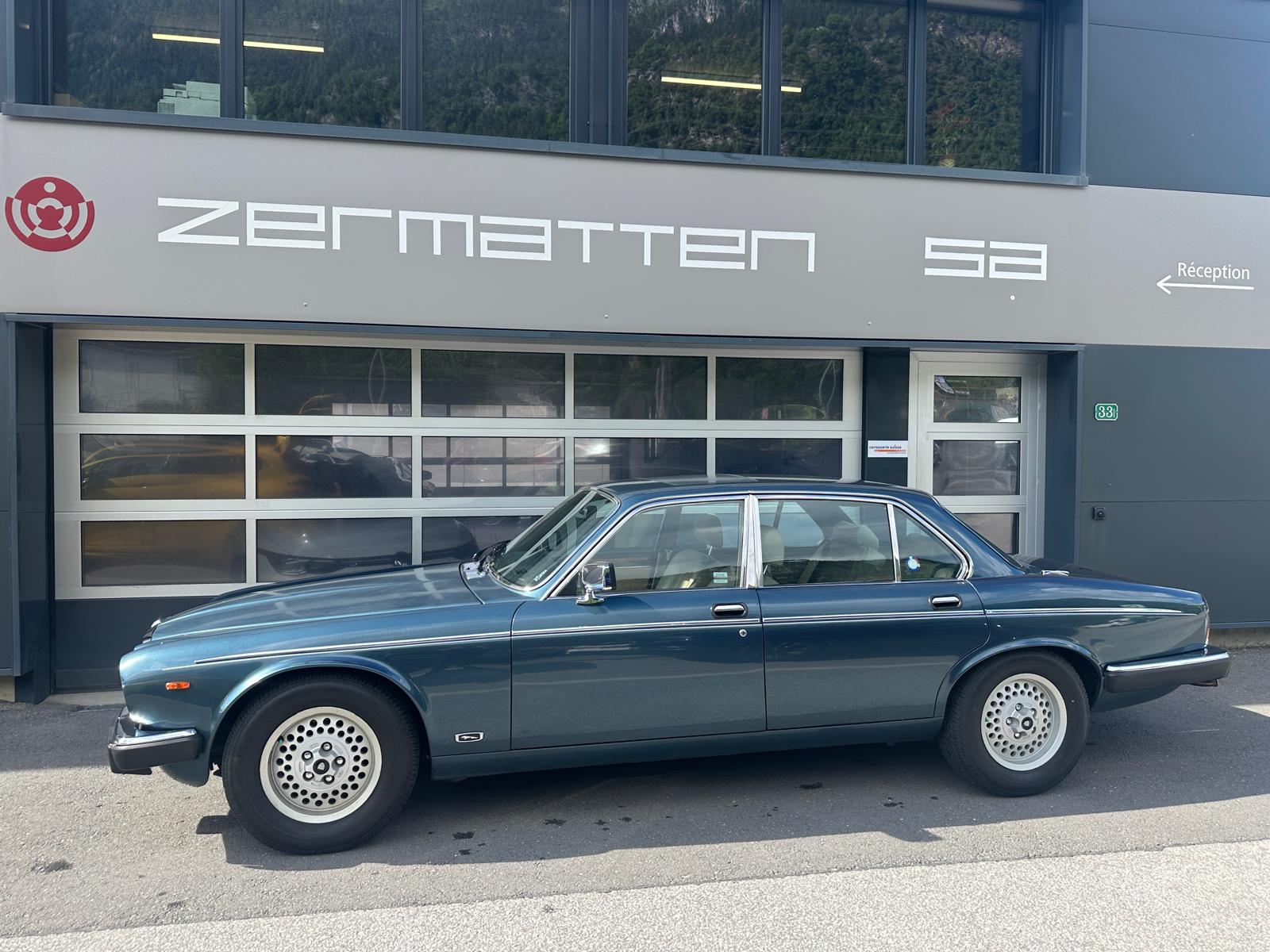 JAGUAR XJ12 5.3 HE Vanden Plas
