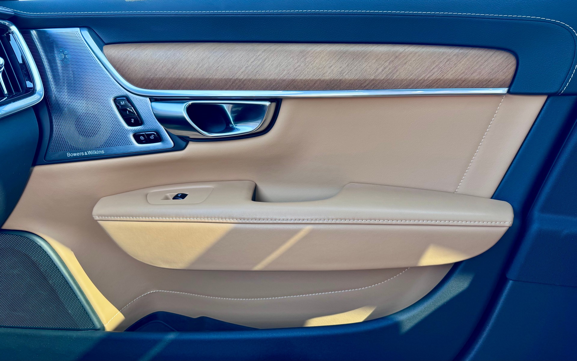 VOLVO V90 2.0 T8 TE Inscription AWD-image-9