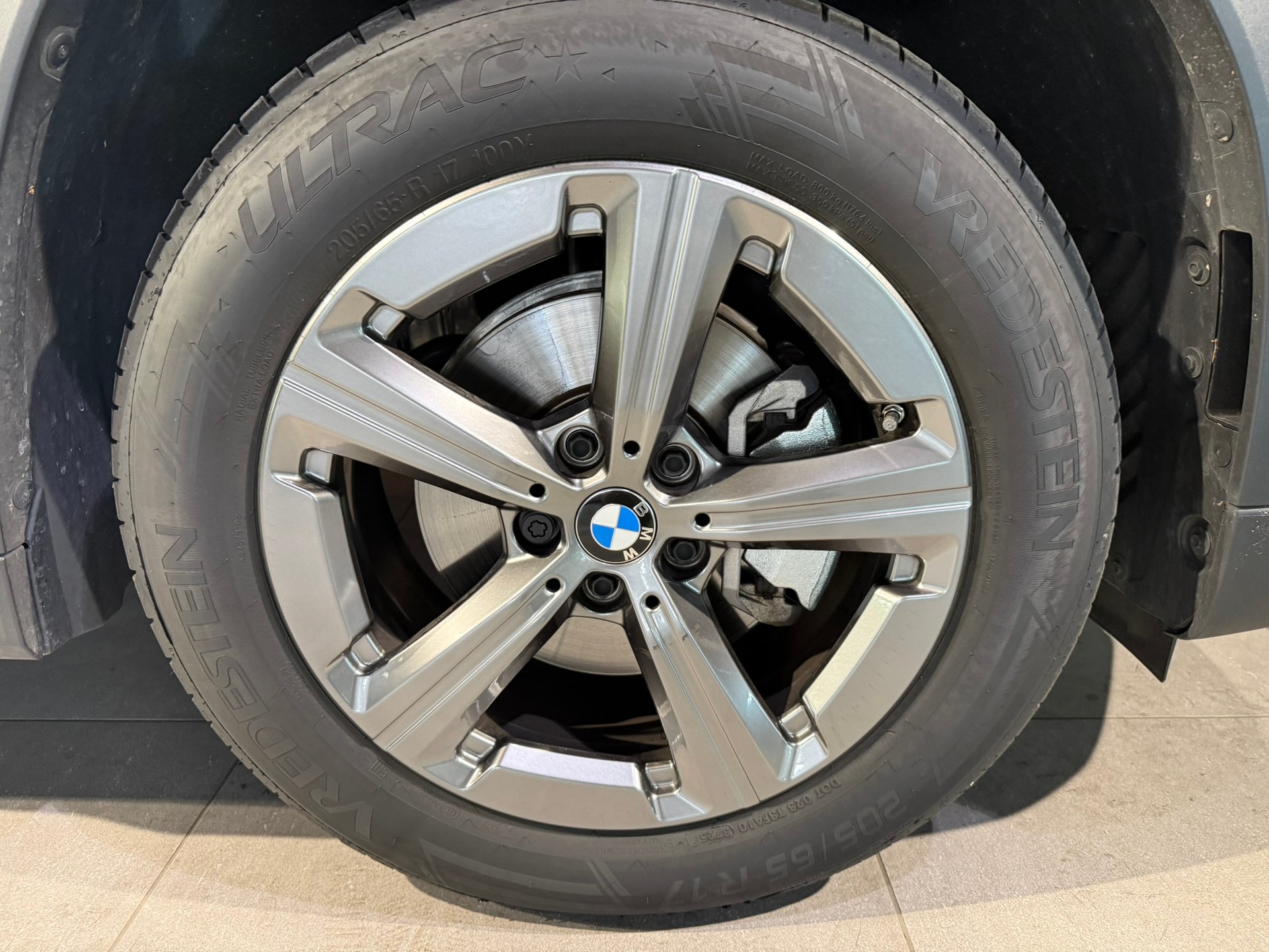 BMW X1 sDrive 18i-image-24