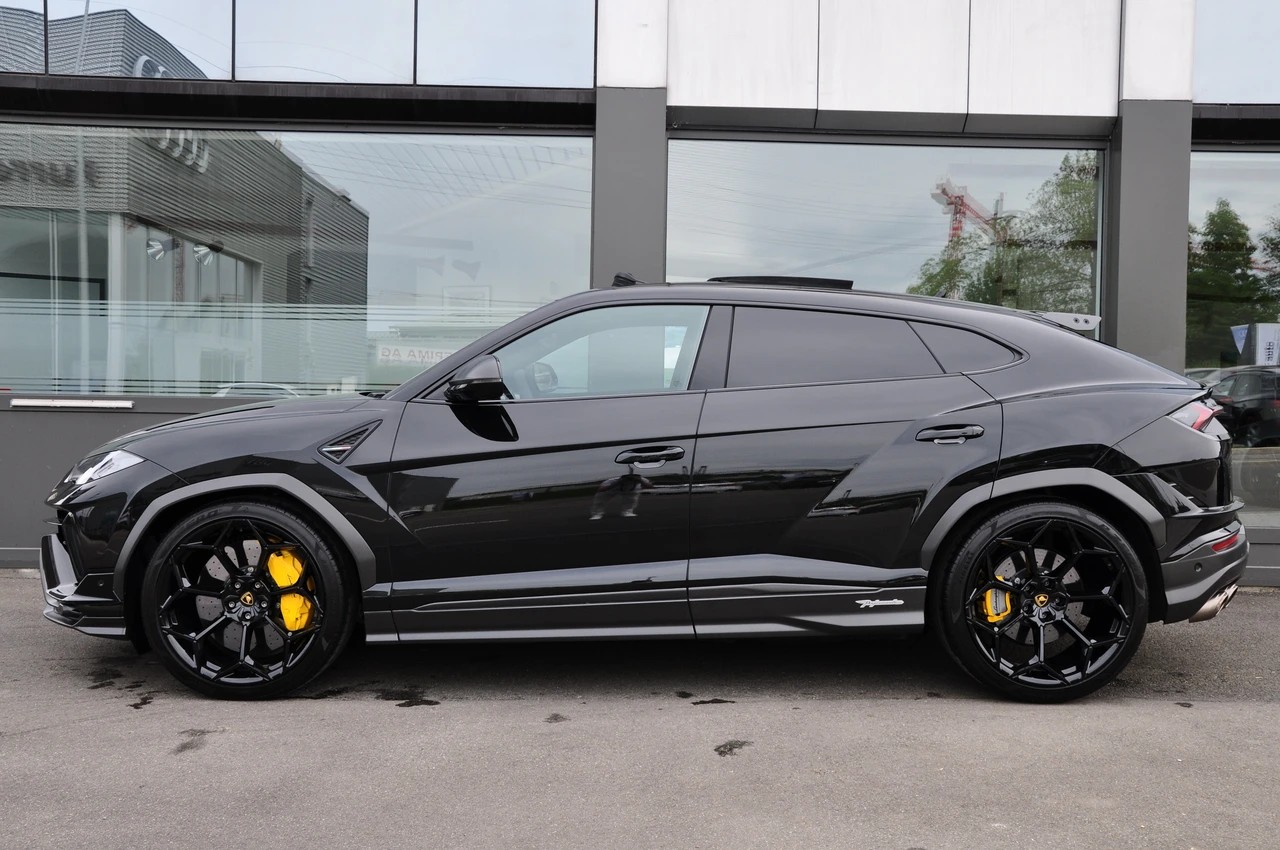 LAMBORGHINI Urus E-Gear PERFORMANTE **LAMBOGARANTIE BIS 12.2027**-showroom-element-3