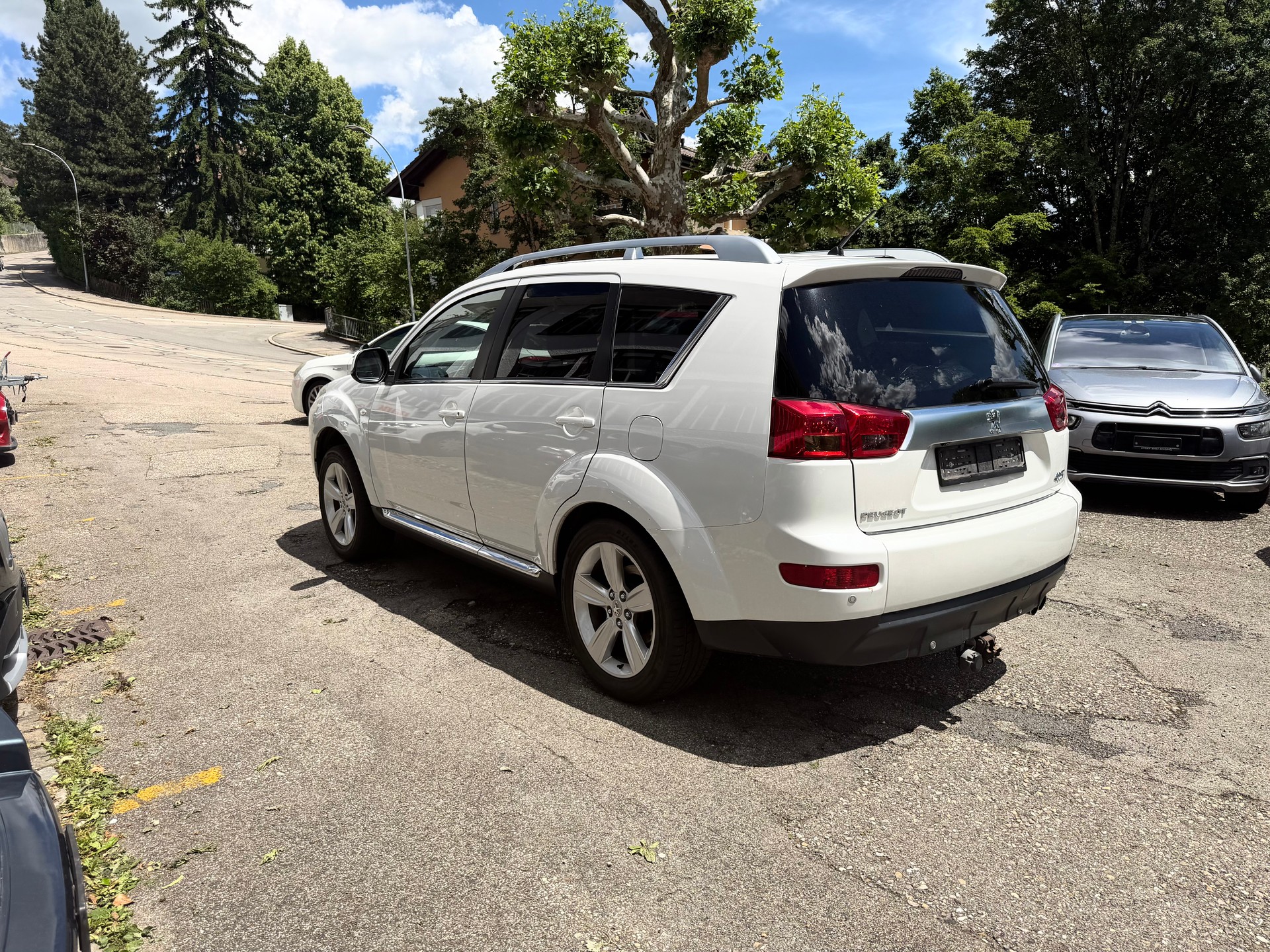 PEUGEOT 4007 2.2 HDi Platinum Edition-image-5