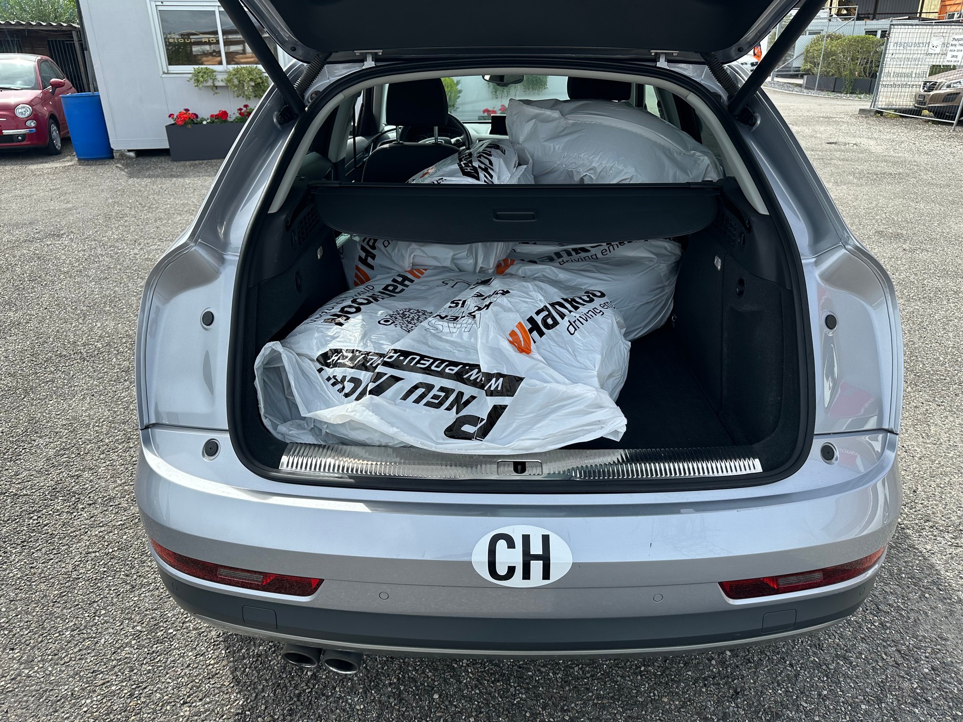 AUDI Q3 2.0 TDI-image-7