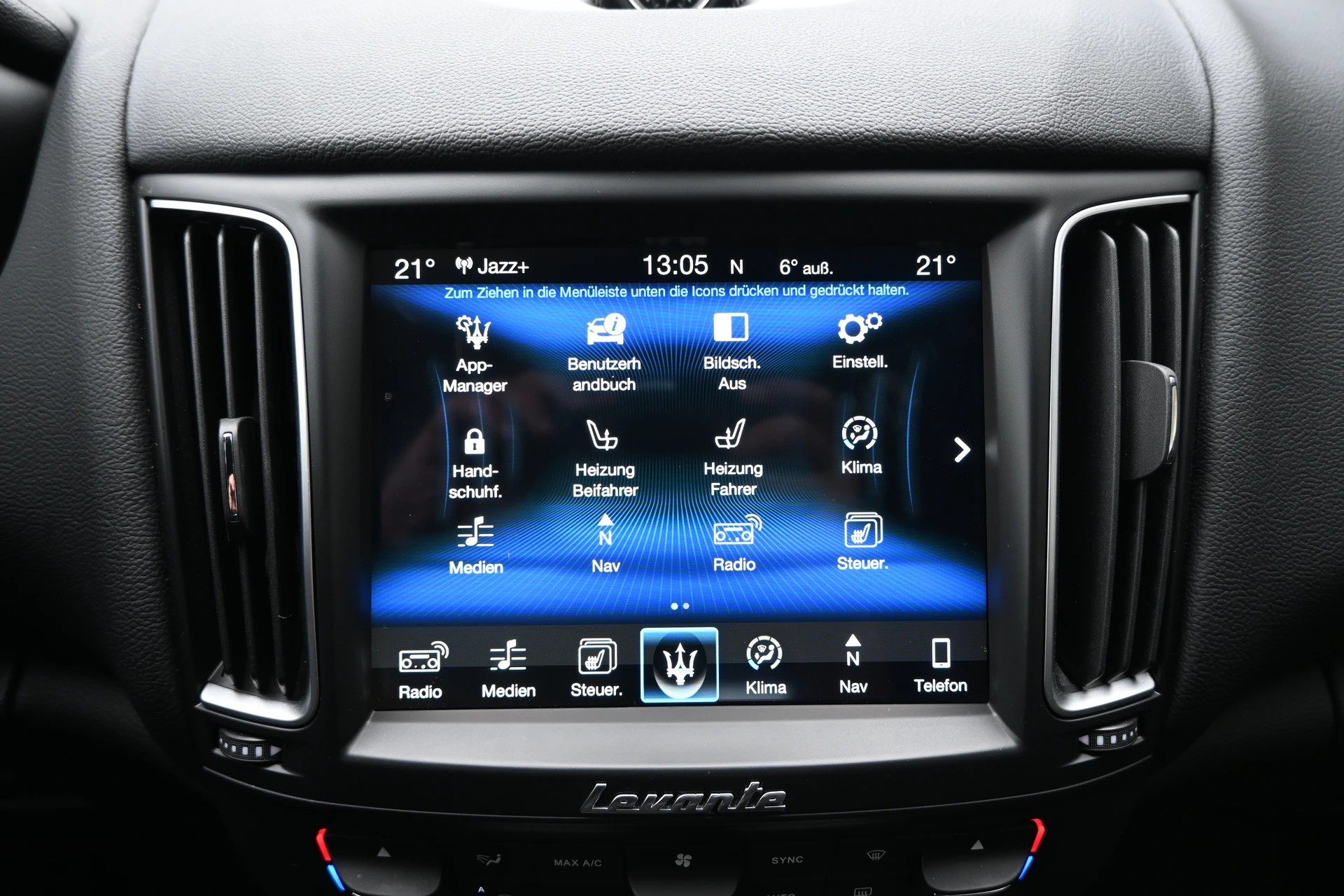 MASERATI Levante D 3.0 V6 Automatica 4X4 275PS (CH Auto)-image-24