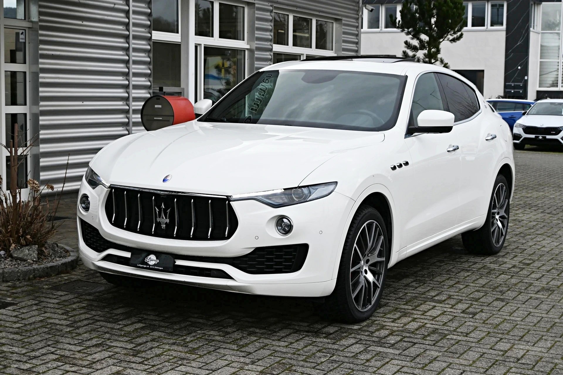 MASERATI Levante D 3.0 V6 Automatica 4X4 275PS (CH Auto)-showroom-element-1