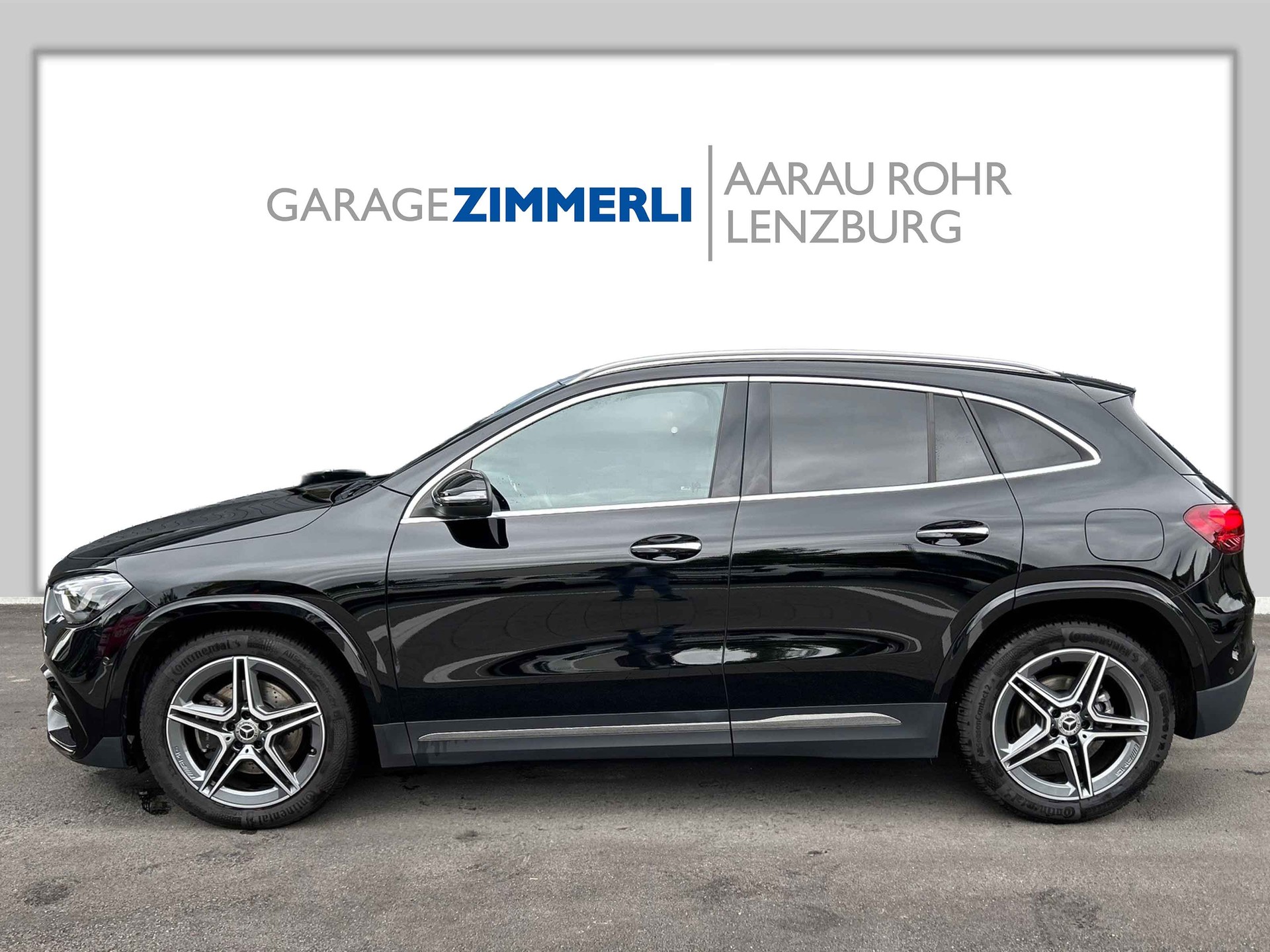MERCEDES-BENZ GLA 200d AMG Line 8G-DCT-showroom-element-1