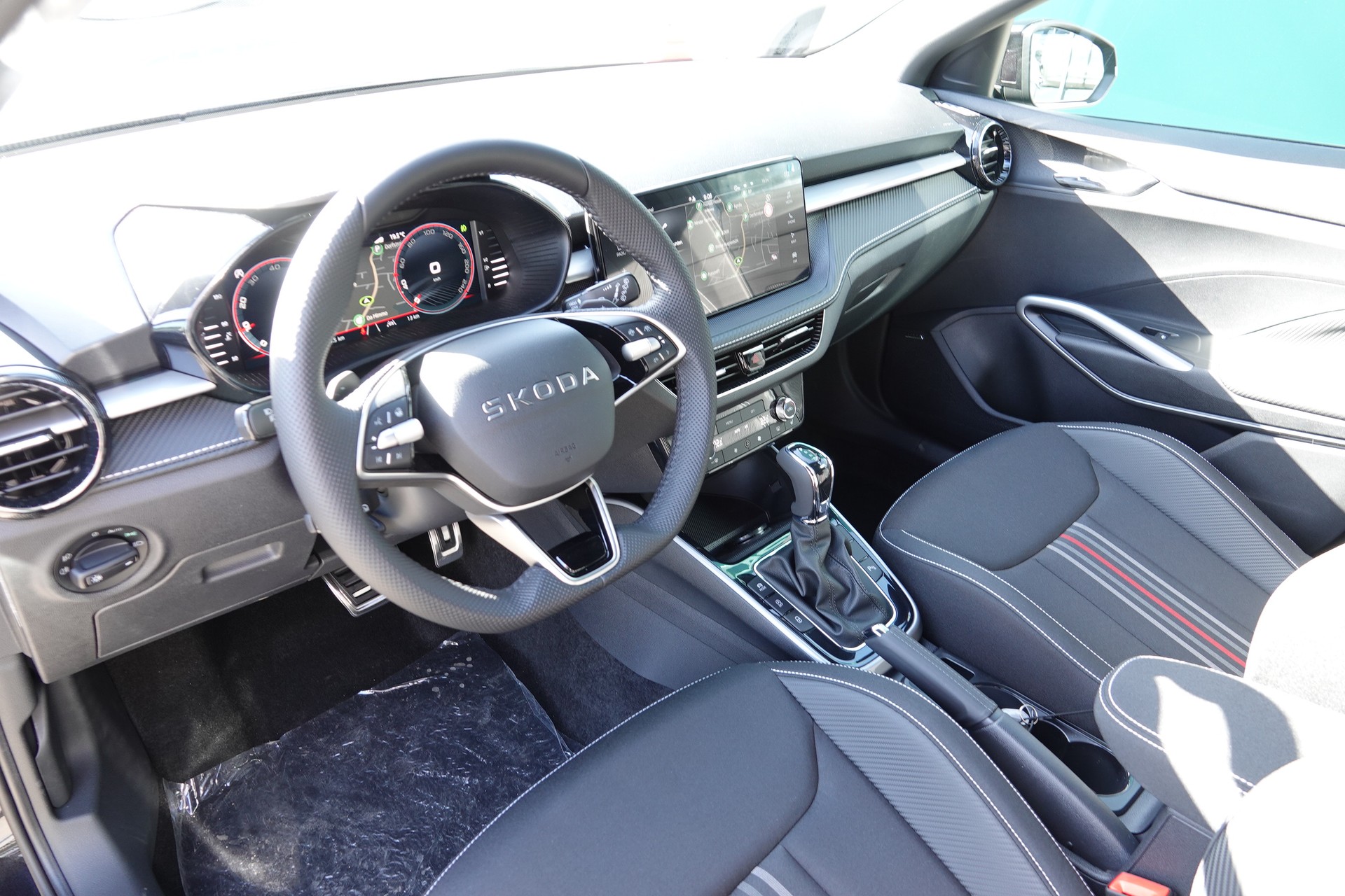 SKODA Fabia 1.5 TSI 130 DSG-image-8