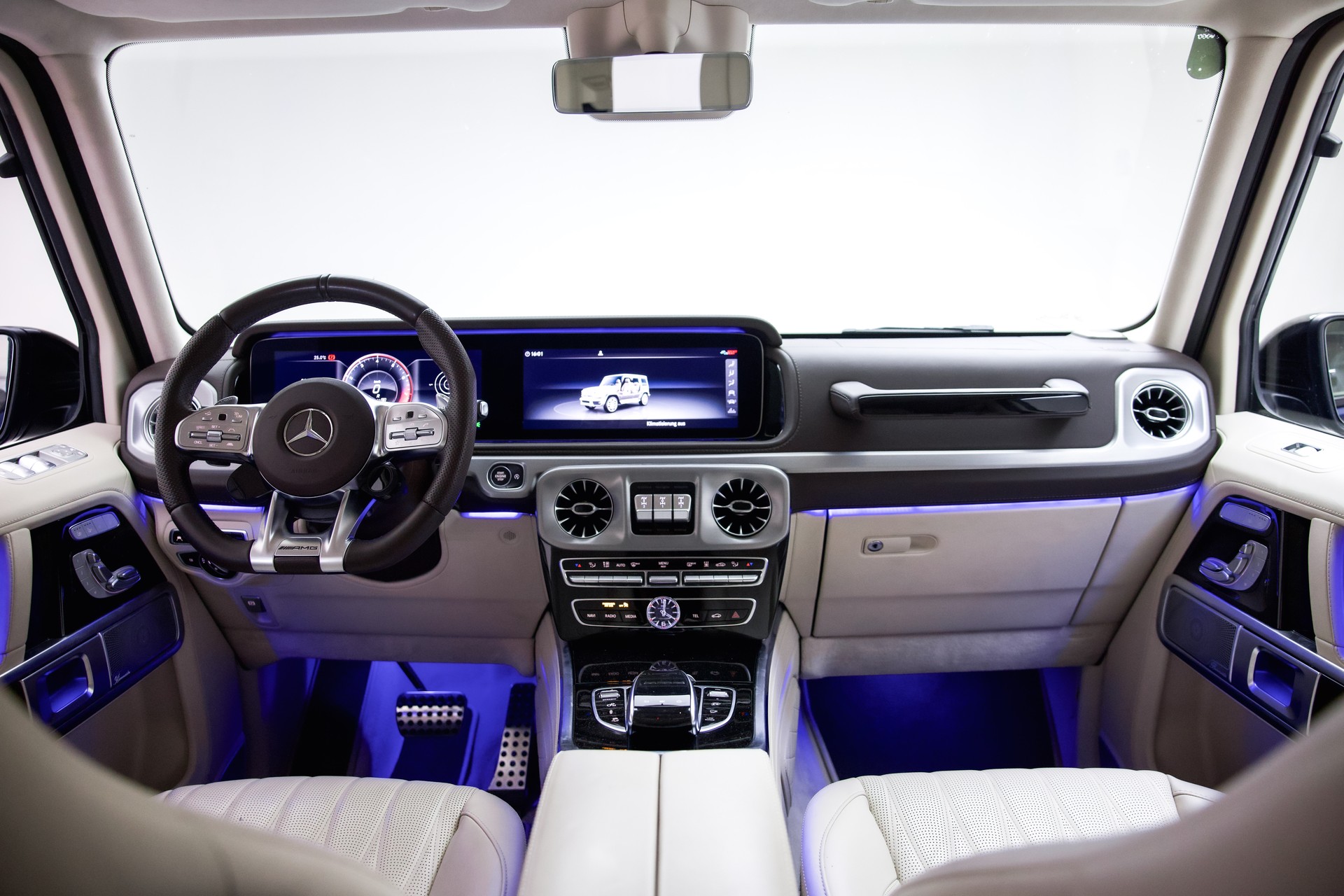 MERCEDES-BENZ G 63 AMG 4x4 Speedshift Plus G-Tronic-showroom-element-2