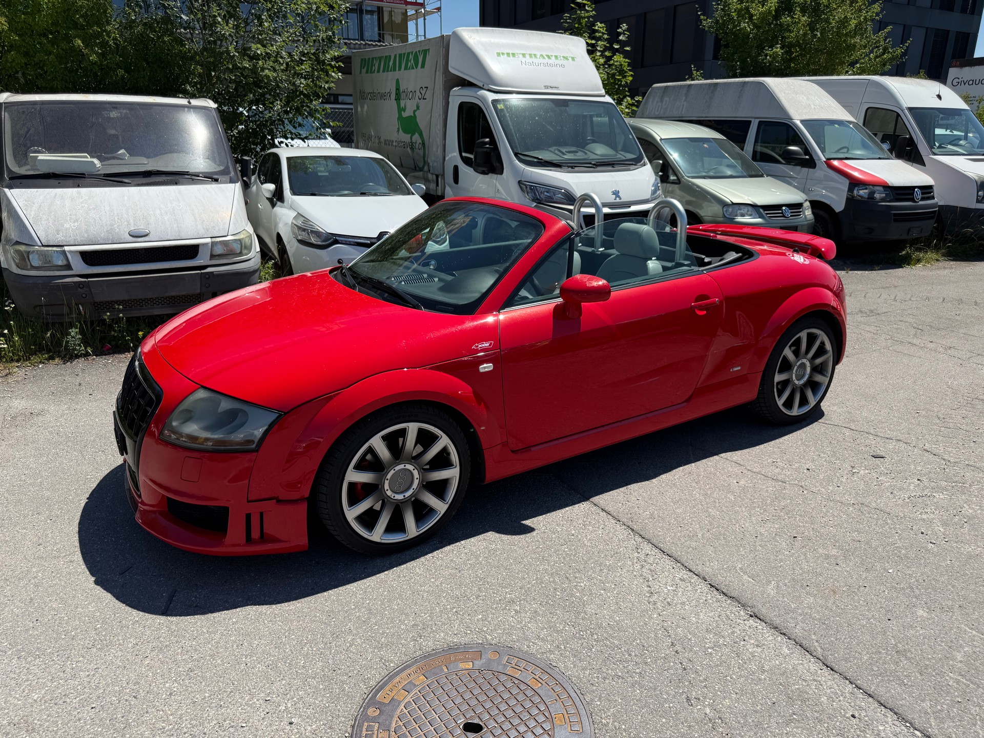 AUDI TT Roadster 1.8 T quattro-image-12
