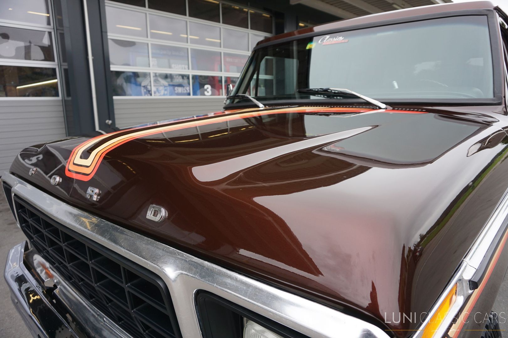 FORD Bronco-image-8