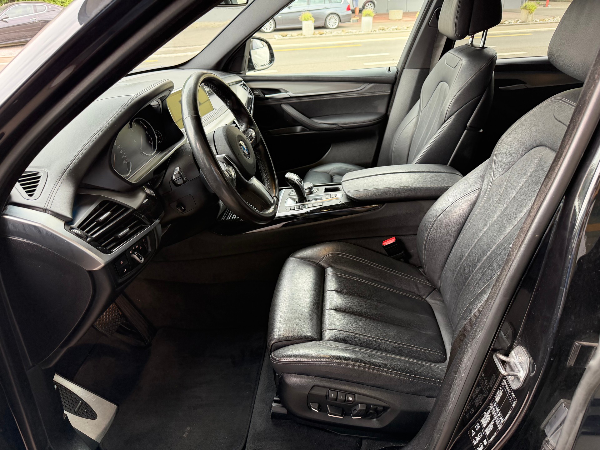 BMW X5 xDrive 40d Steptronic-image-7