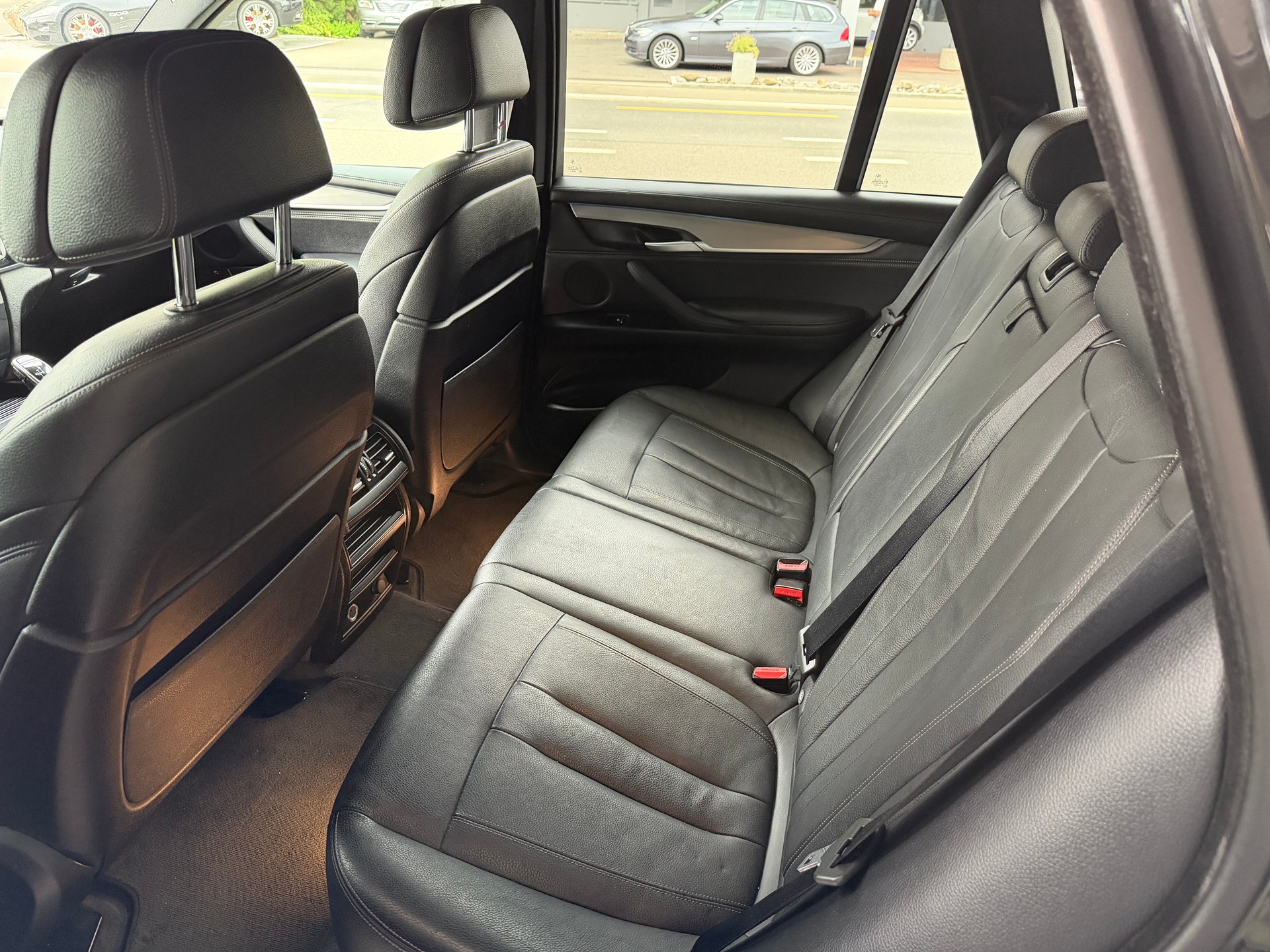 BMW X5 xDrive 40d Steptronic-image-8