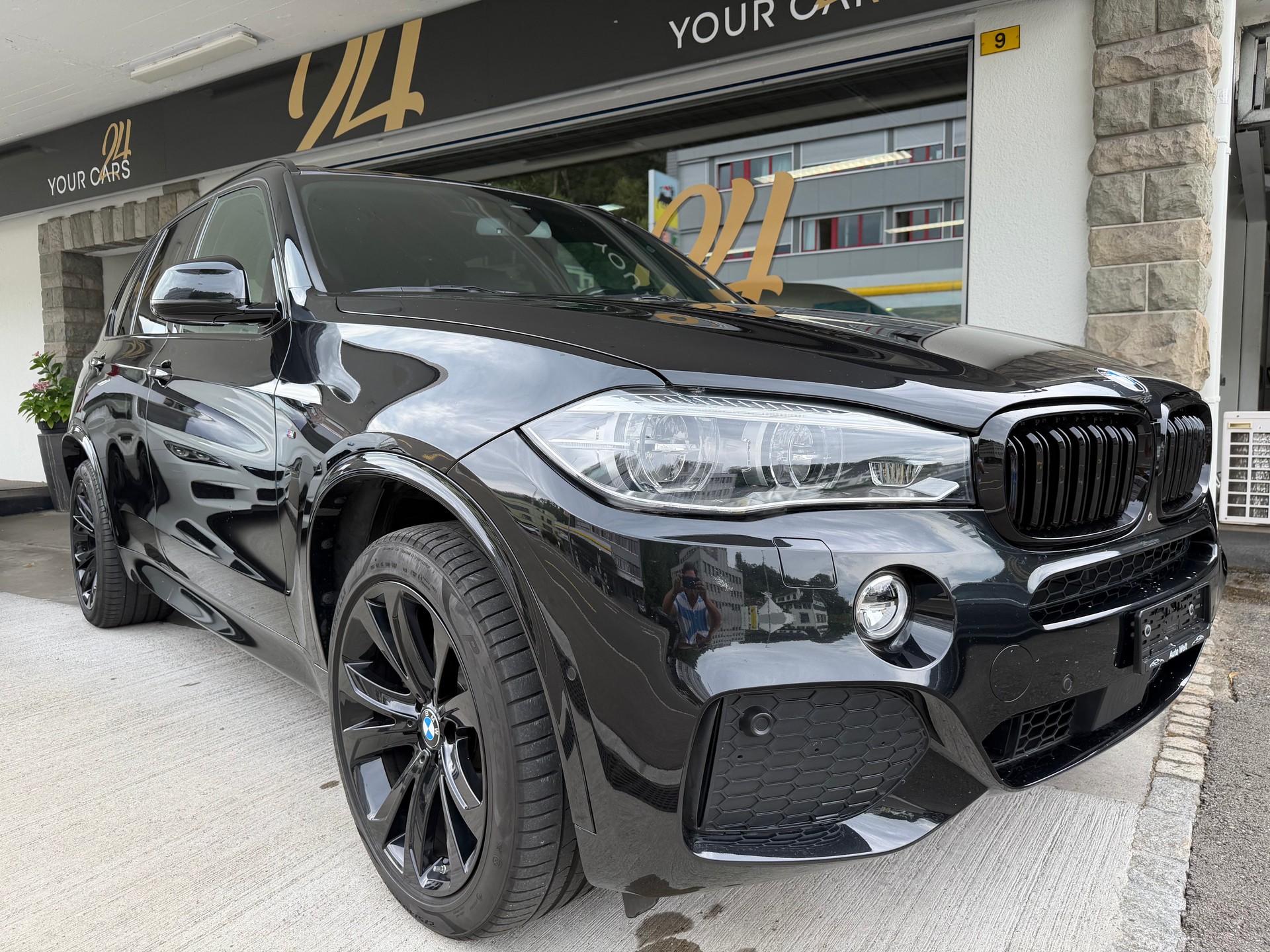 BMW X5 xDrive 40d Steptronic-showroom-element-2