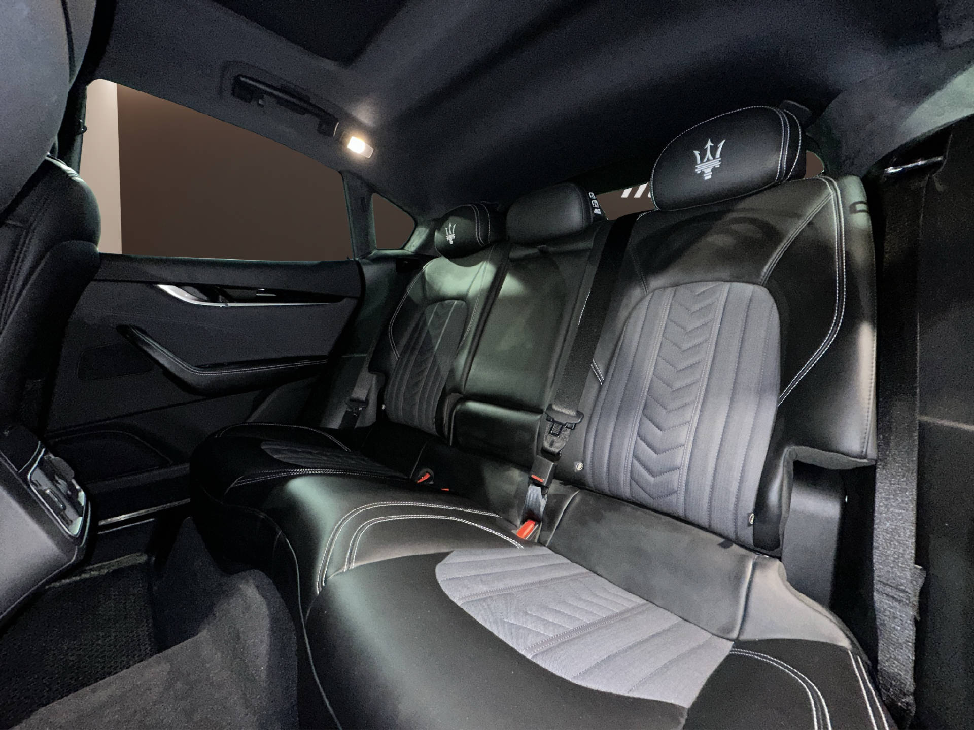 MASERATI Levante 3.0 V6 S-image-15