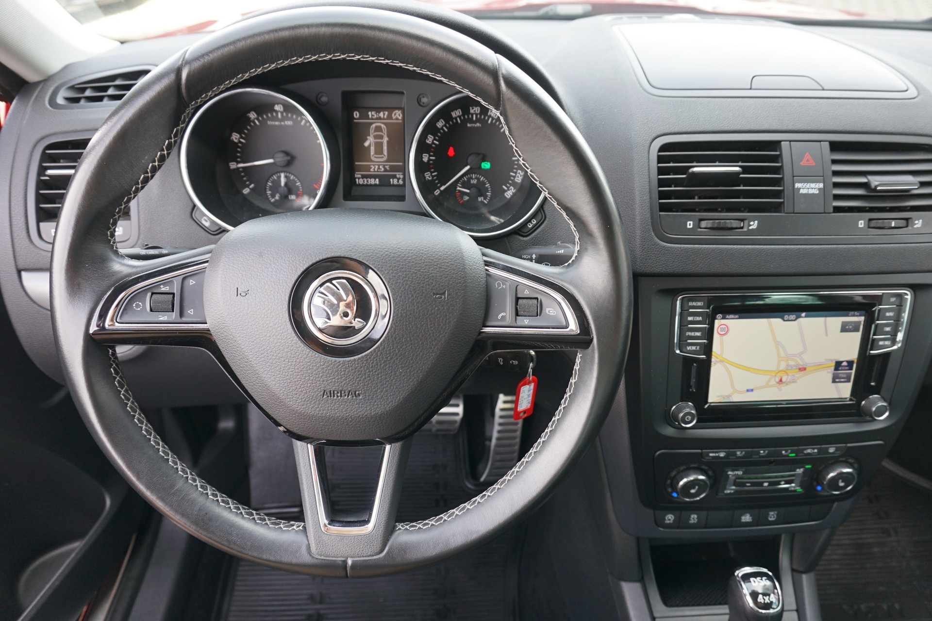 SKODA Yeti 1.4 TSI Outdoor Adventure 4x4 150PS DSG-Automat-image-15