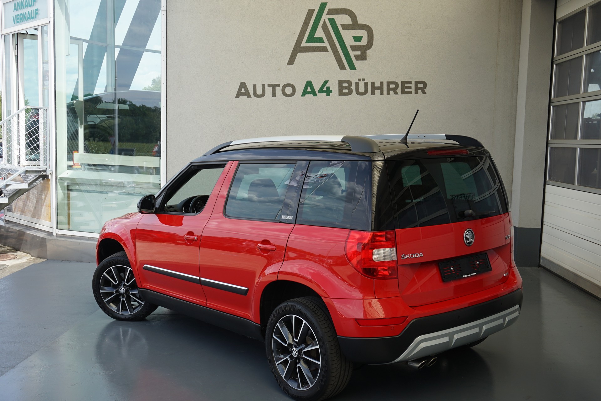 SKODA Yeti 1.4 TSI Outdoor Adventure 4x4 150PS DSG-Automat-image-4