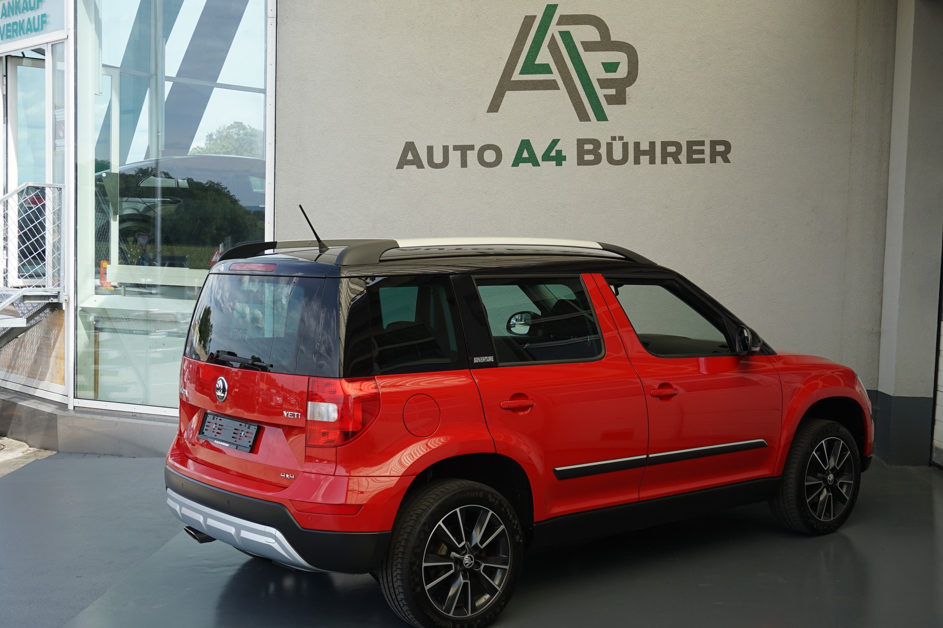 SKODA Yeti 1.4 TSI Outdoor Adventure 4x4 150PS DSG-Automat-image-6