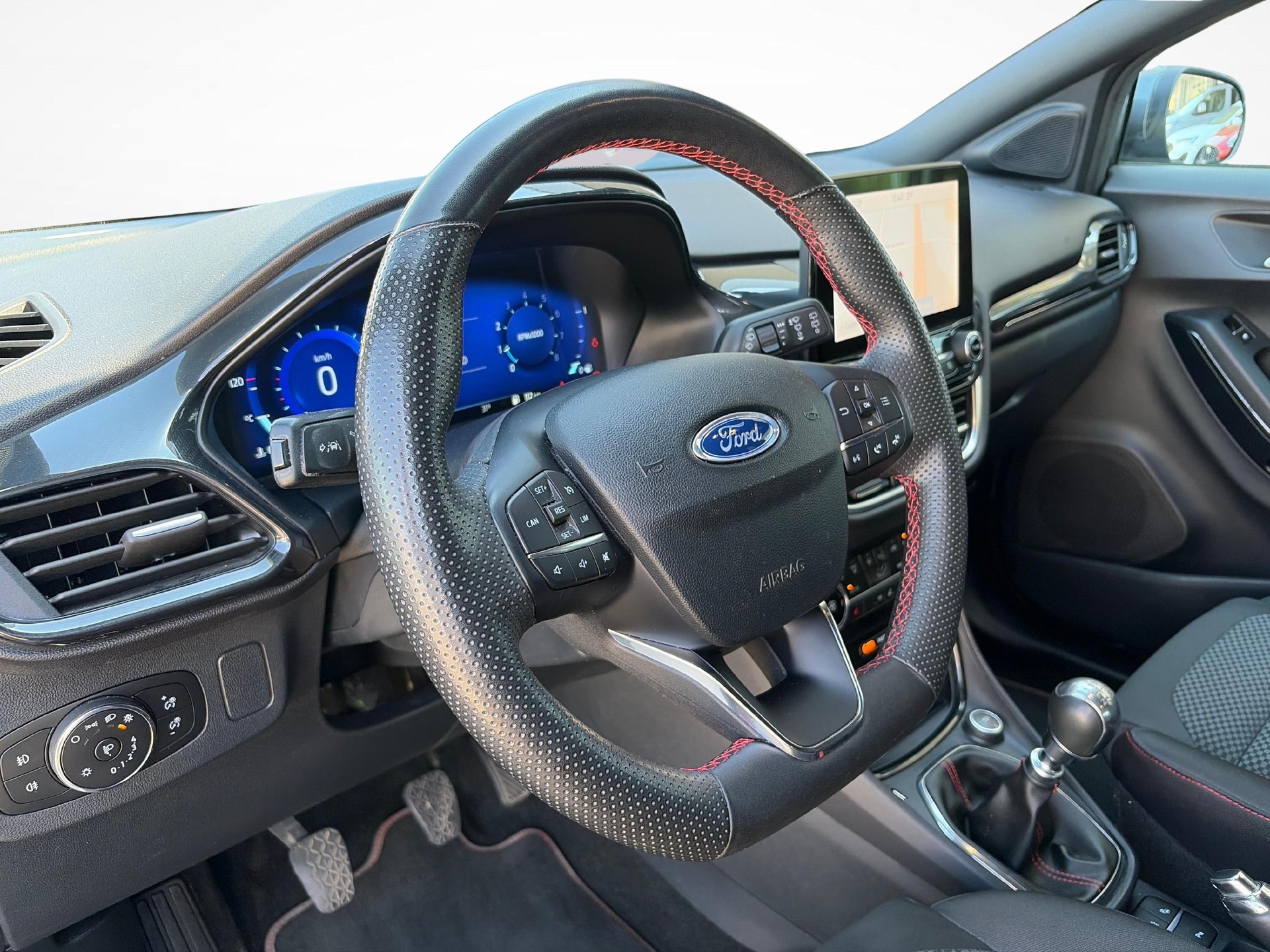 FORD Puma 1.0 EcoB Hybrid 125 ST-Line-image-9