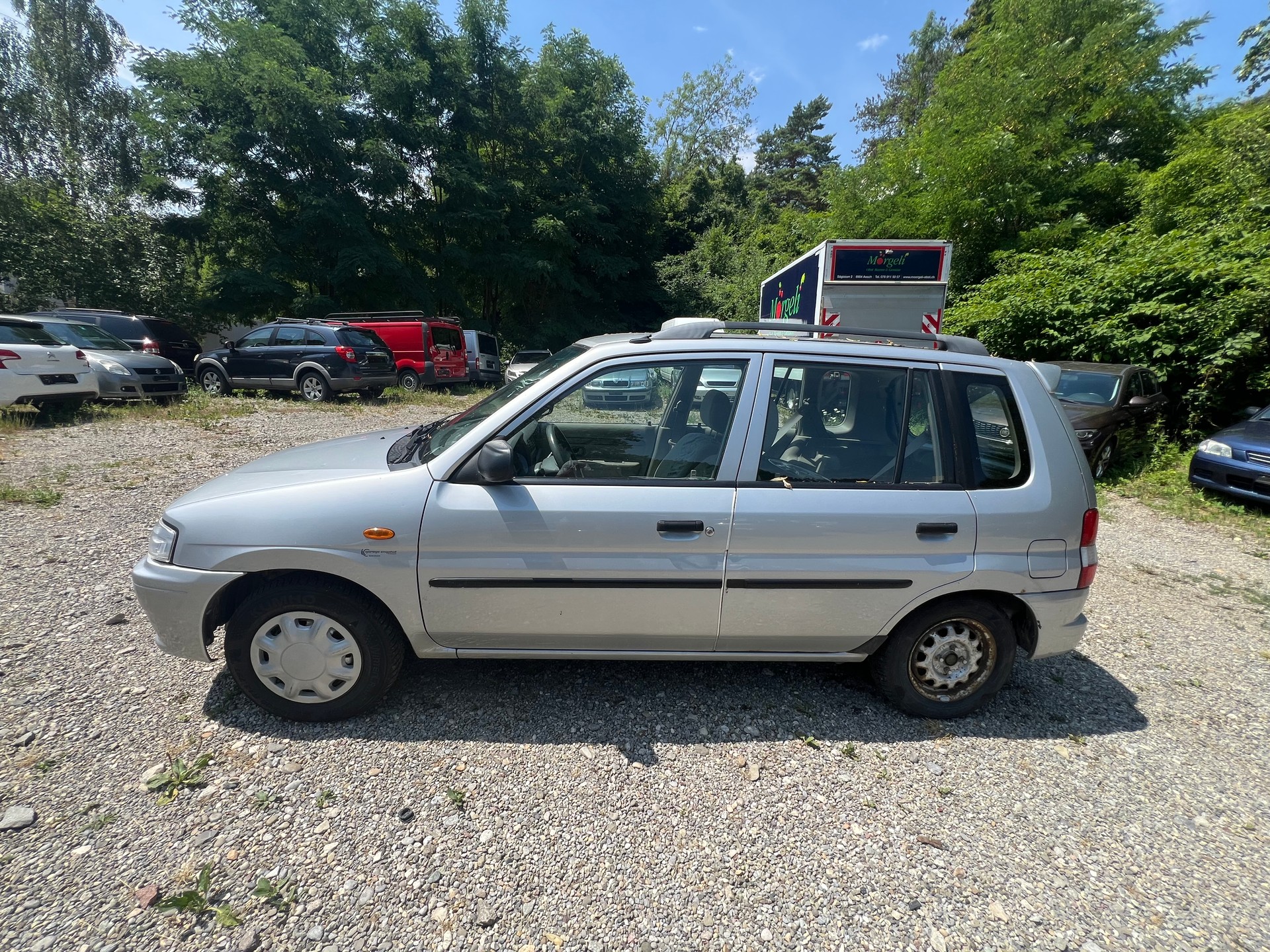 MAZDA Demio 1.5i-16-image-7