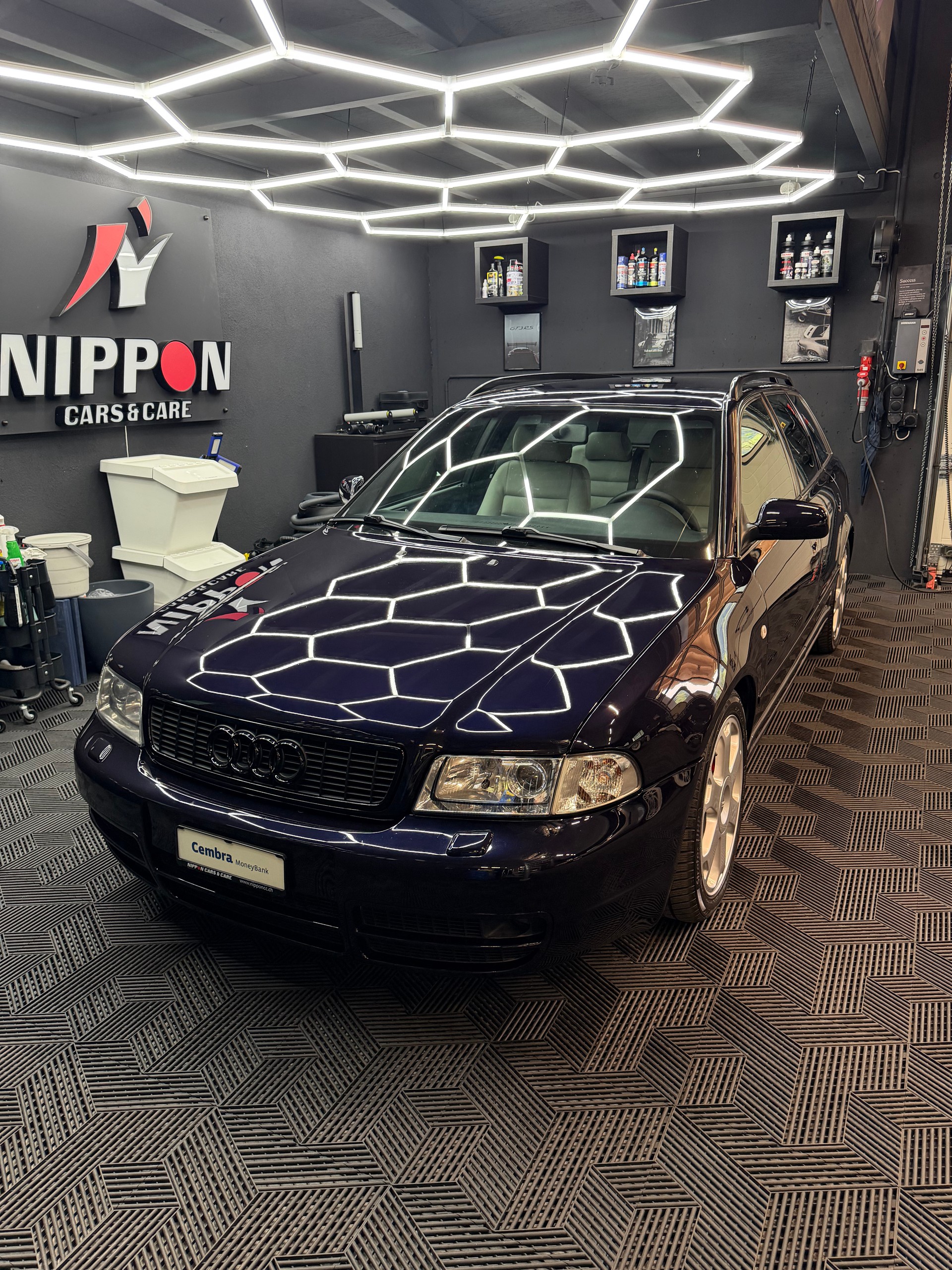 AUDI S4 Avant quattro