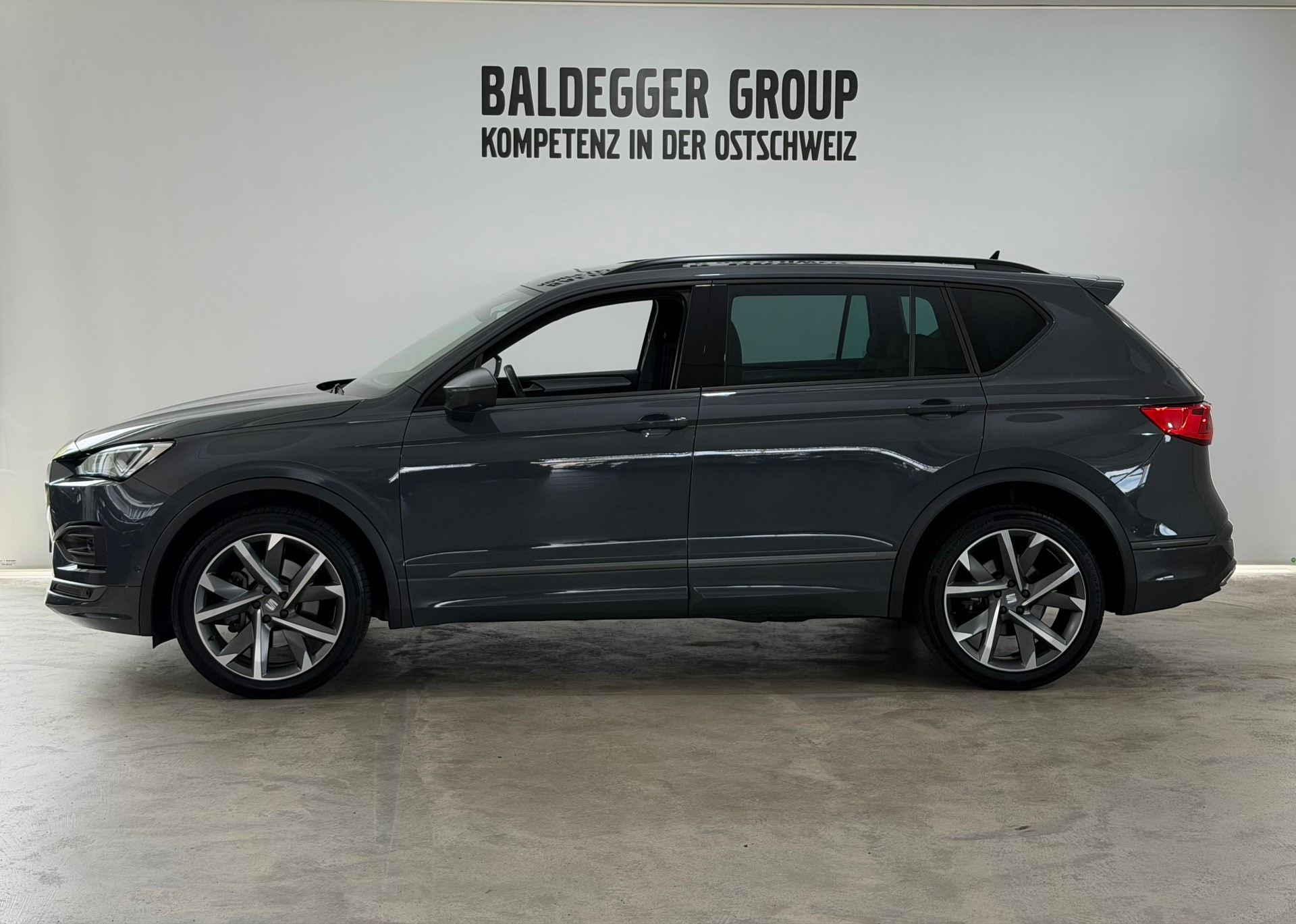 SEAT Tarraco 2.0 TSI FR 4Drive DSG-showroom-element-1