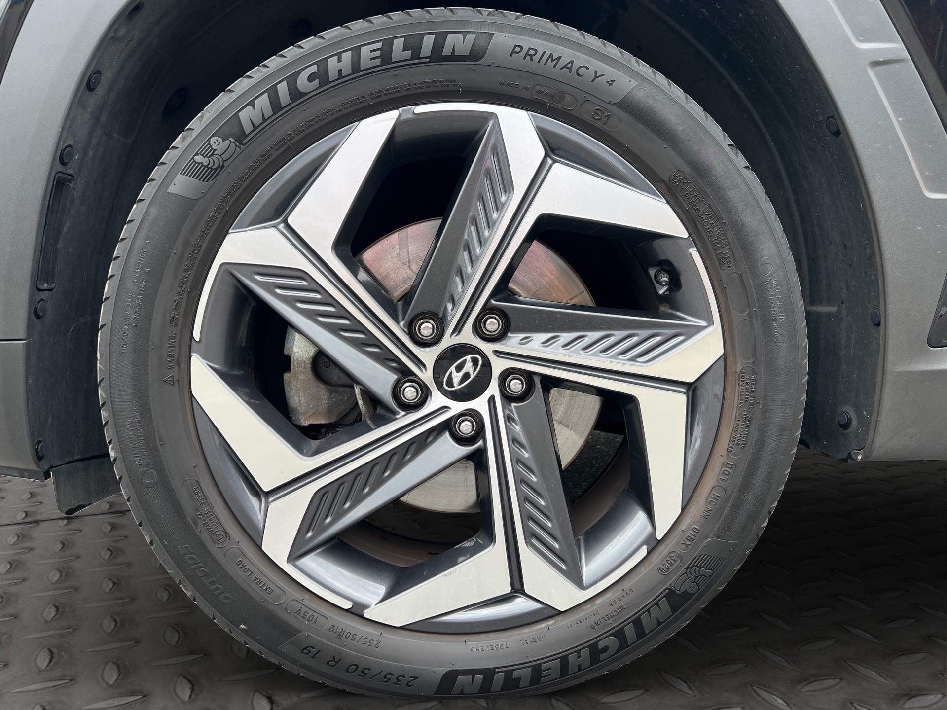 HYUNDAI Tucson 1.6 TGDI 48V Amplia DCT 4WD-image-14