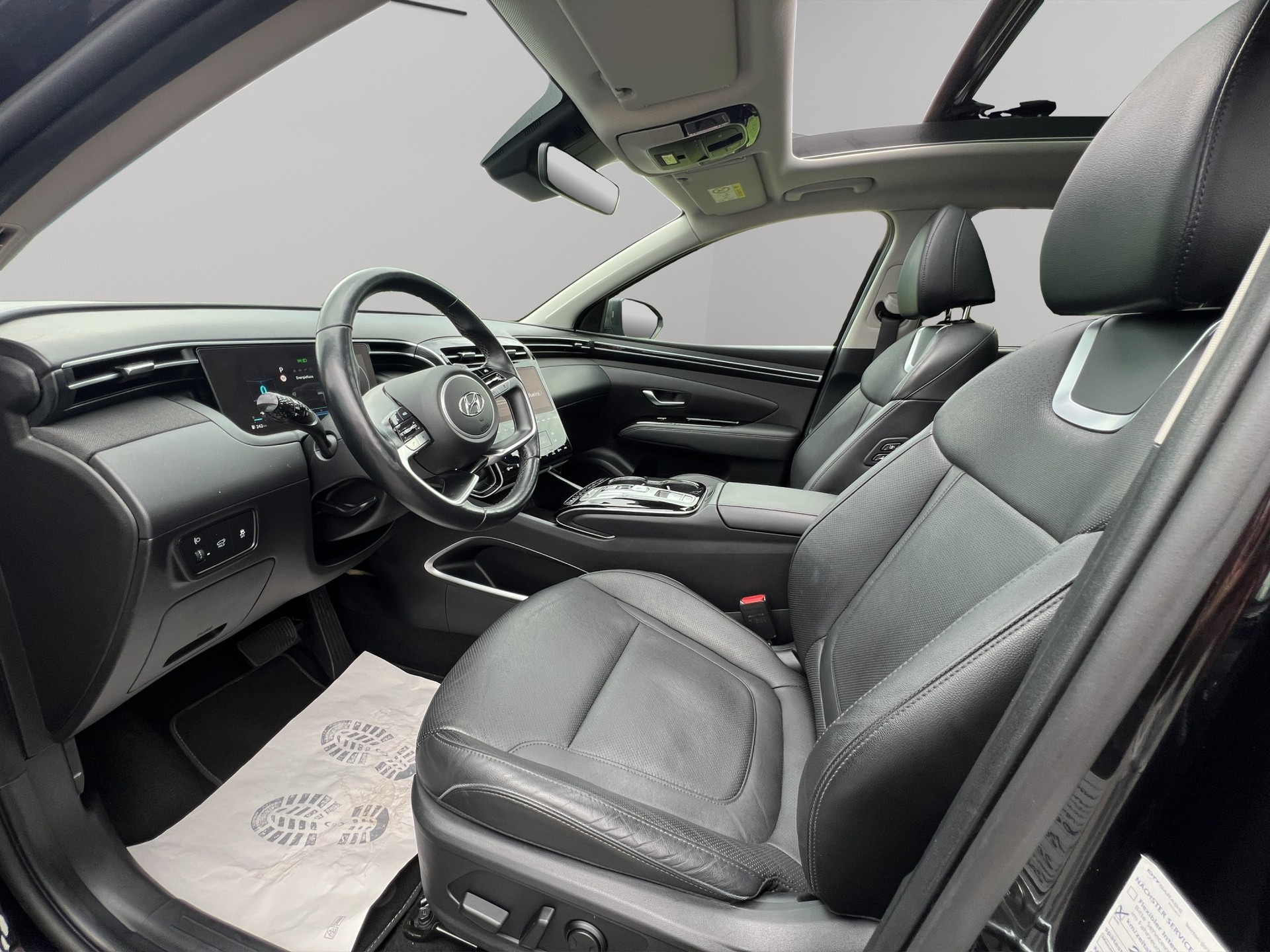 HYUNDAI Tucson 1.6 TGDI 48V Amplia DCT 4WD-image-9