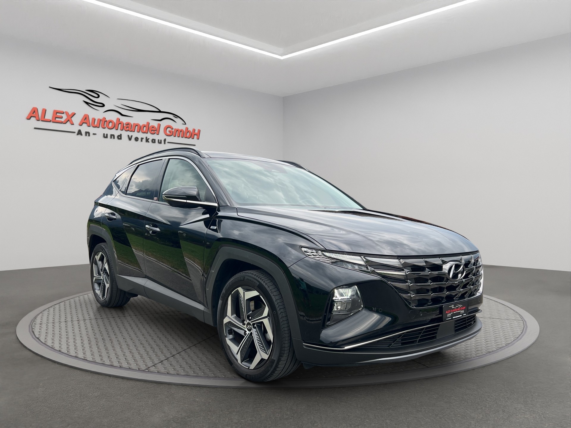 HYUNDAI Tucson 1.6 TGDI 48V Amplia DCT 4WD-image-8