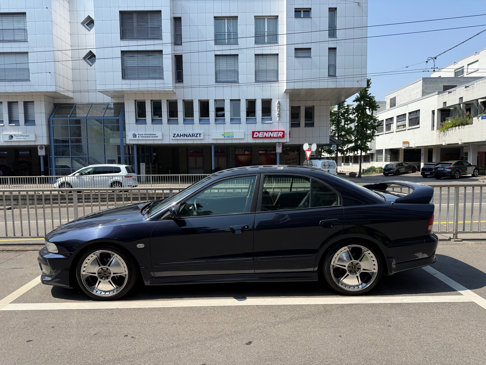 MITSUBISHI Galant 2.5 V6 24V Dynamic-image-2
