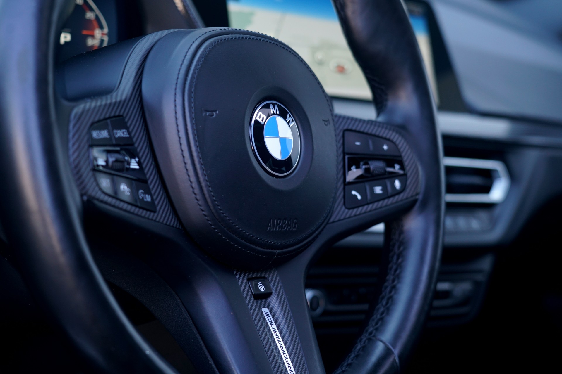 BMW M135i xDrive Steptronic (CH)-image-5
